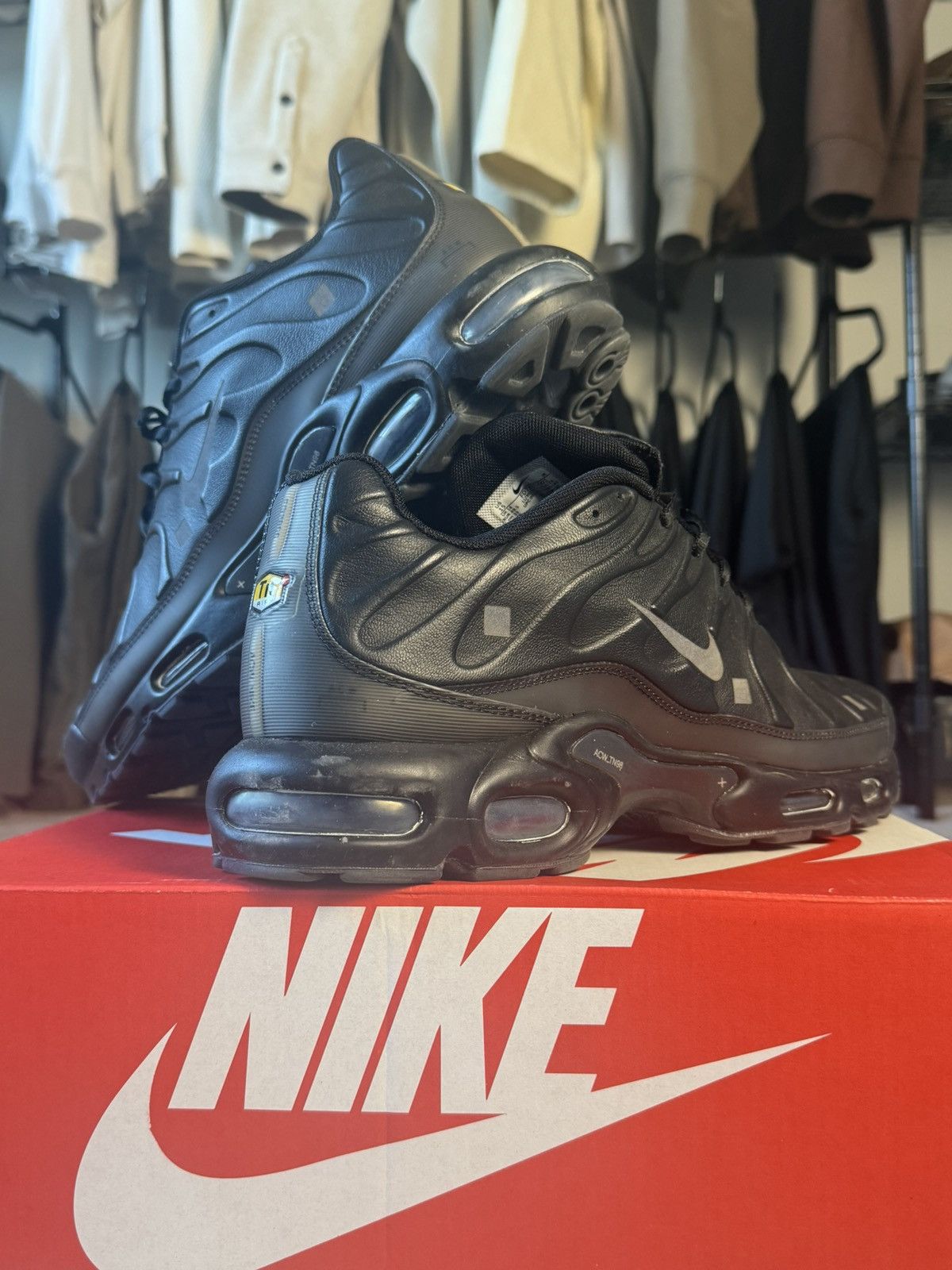 A-COLD-WALL* × Nike Nike Air Max Plus ACW Size US 15 / EU 48 - 3 Thumbnail