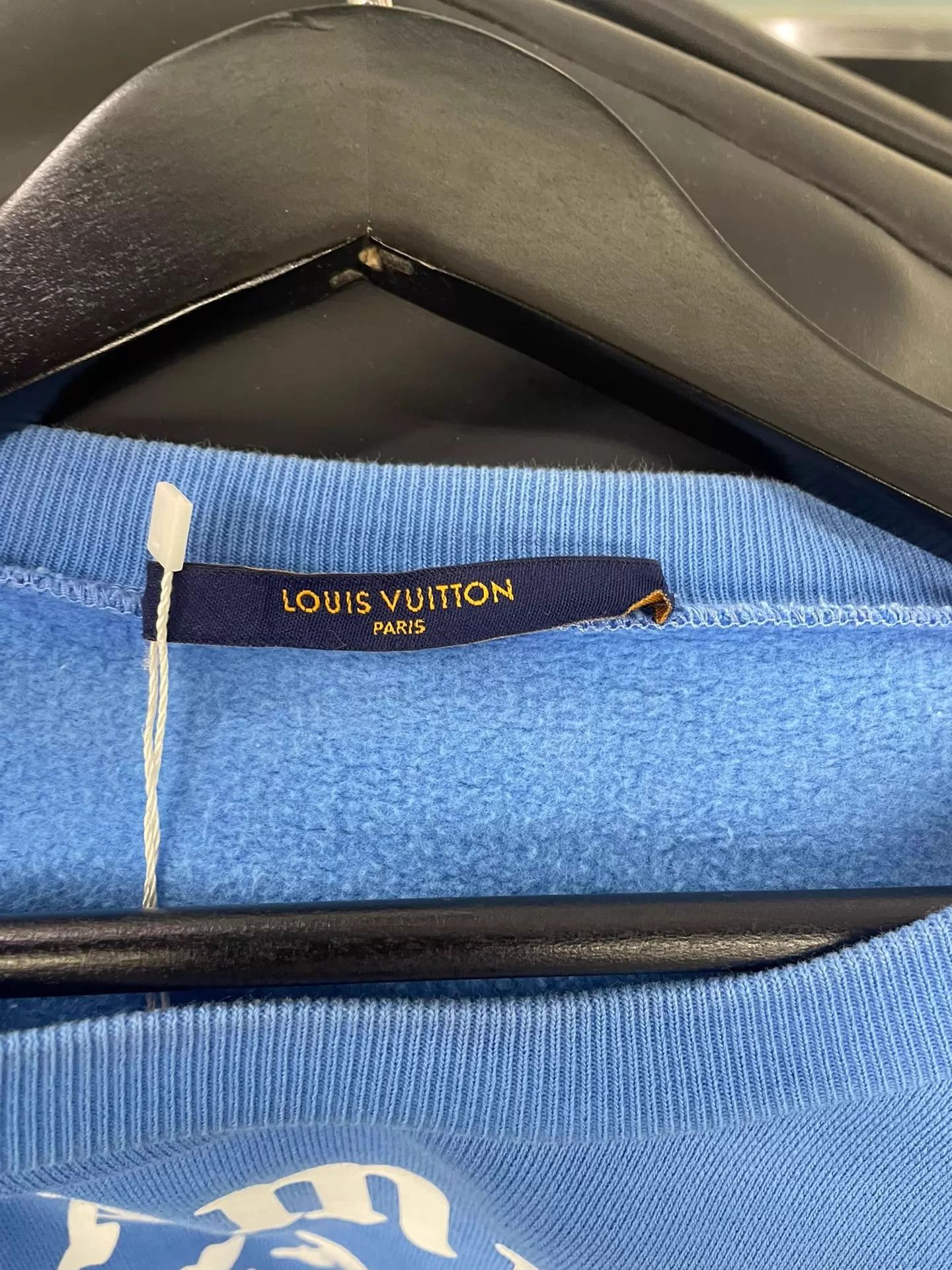 Louis Vuitton LV sweatshirt M good cond Size US M / EU 48-50 / 2 - 3 Thumbnail