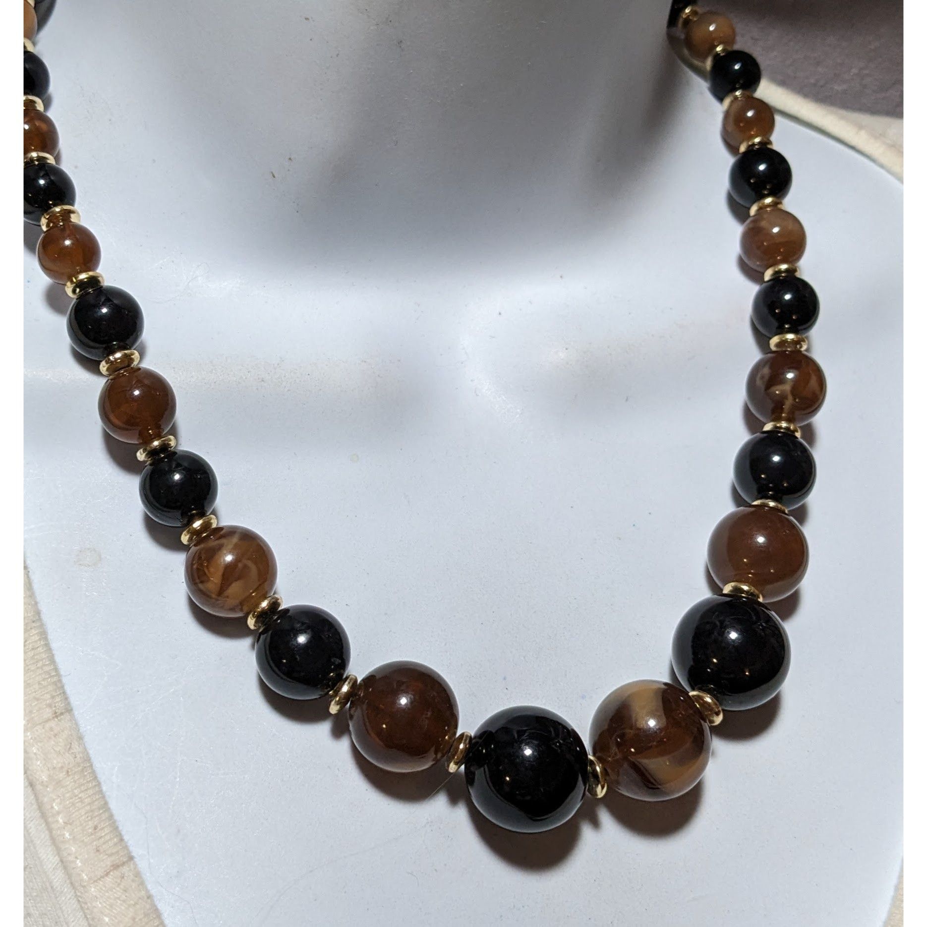 Other Elegant Retro Brown And Black Beaded Necklace Size ONE SIZE - 6 Thumbnail