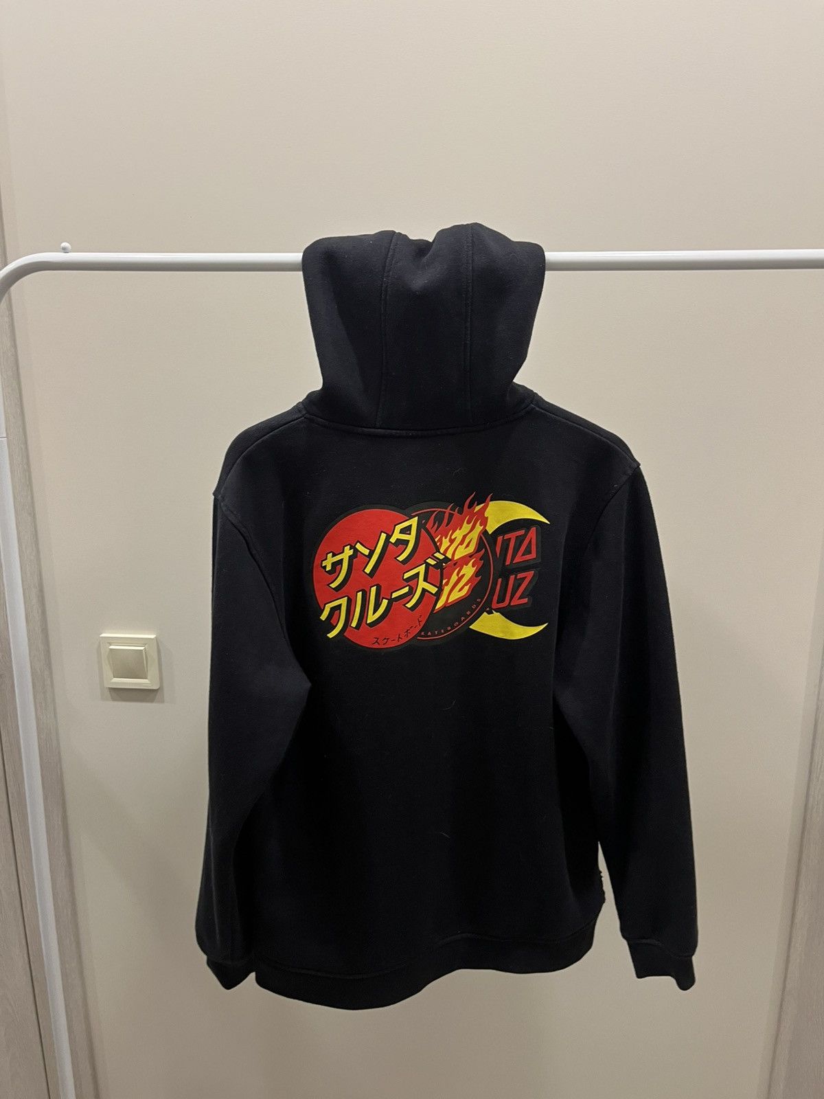 Japanese Brand Y2K Santa Cruz Skateboards Hoodie Sweatshirt Medium Black Size US M / EU 48-50 / 2 - 1 Thumbnail
