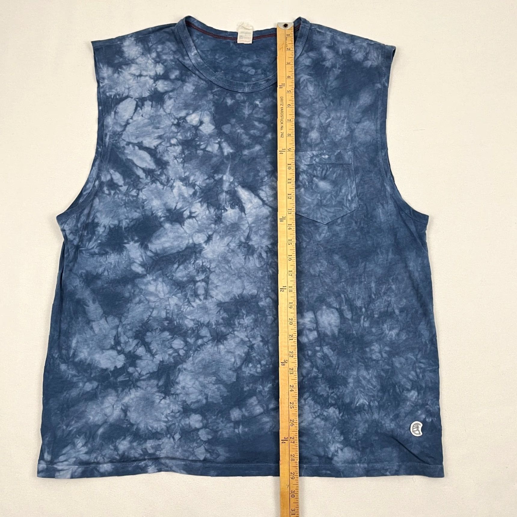 Champion Champion Todd Snyder Tank Top Shirt Mens 2XL Blue Tie Dye Active Workout Slim Fit Regular Graphic? No Size US XXL / EU 58 / 5 - 4 Thumbnail