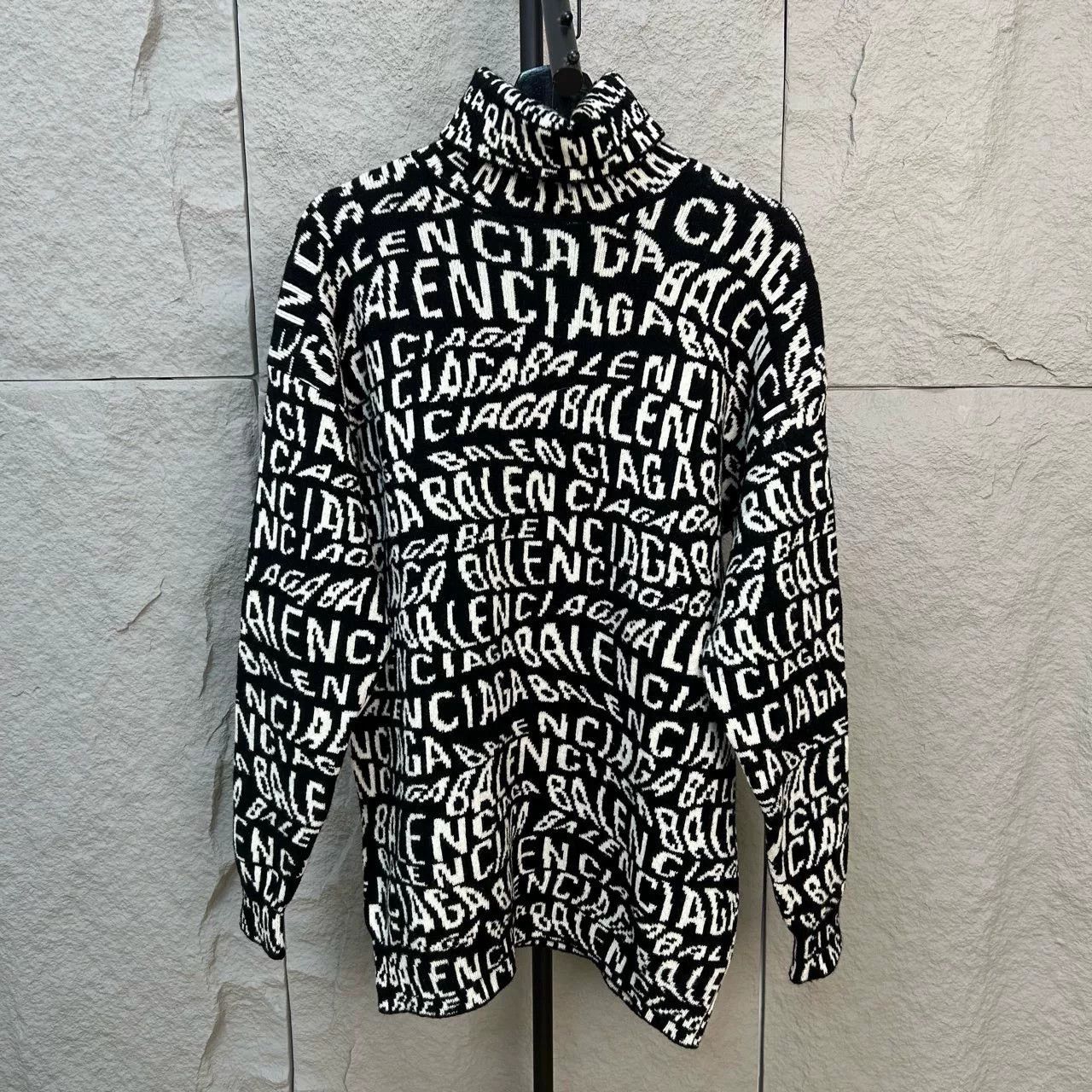 Balenciaga Balenciaga Letter Print Long Sleeve Shirt Size US S / EU 44-46 / 1 - 1 Thumbnail