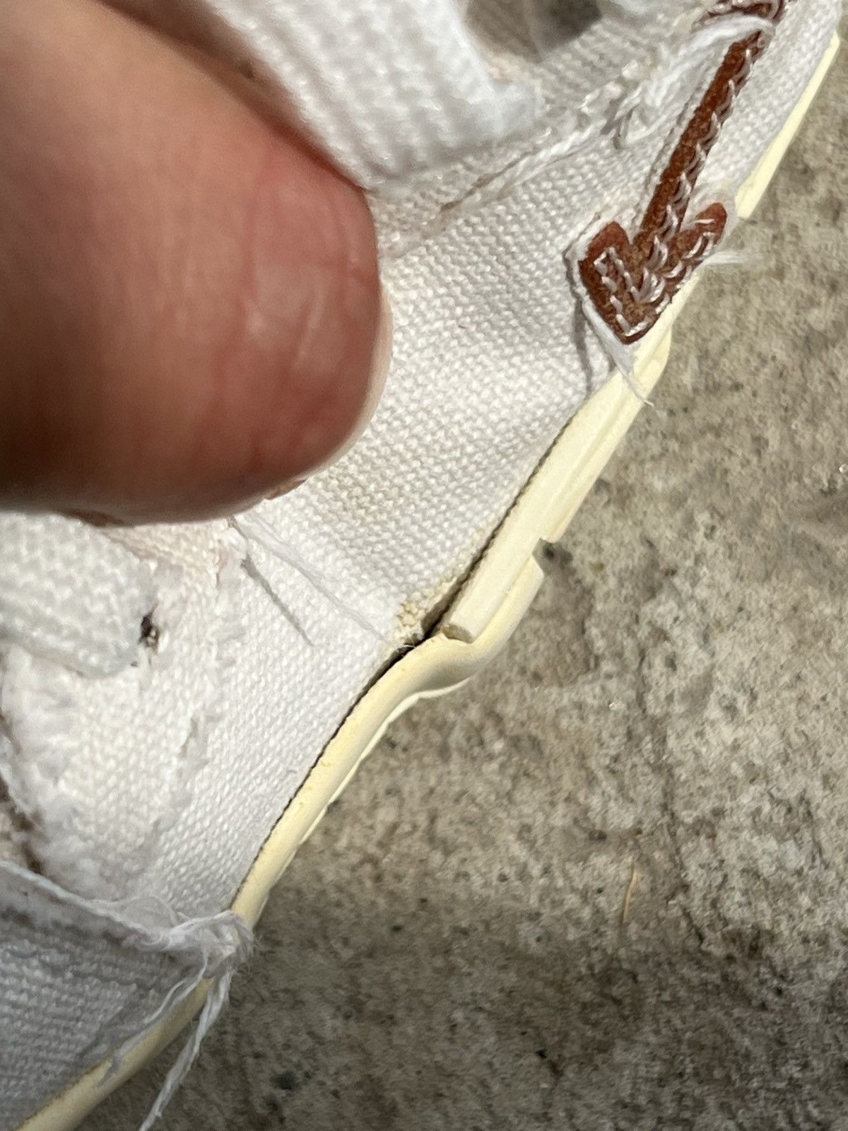 Off-White Off-White Vulcanized Canvas Distressed Low-top Sneakers Y2K Size US 6 / EU 39 - 8 Thumbnail