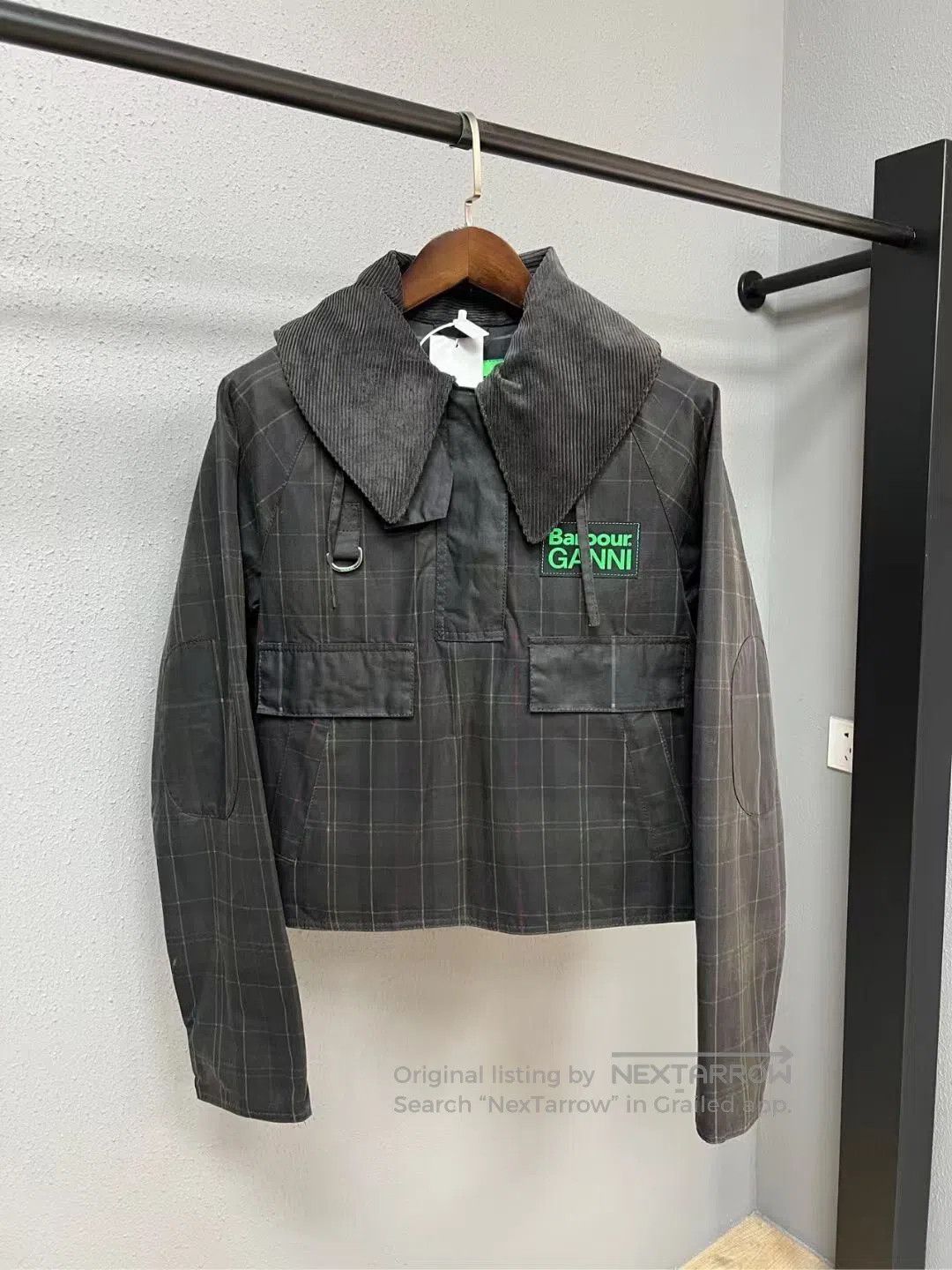 Barbour Barobour Waxed Leather Cropped Jacket| Size S / US 4 / IT 40 - 1 Thumbnail