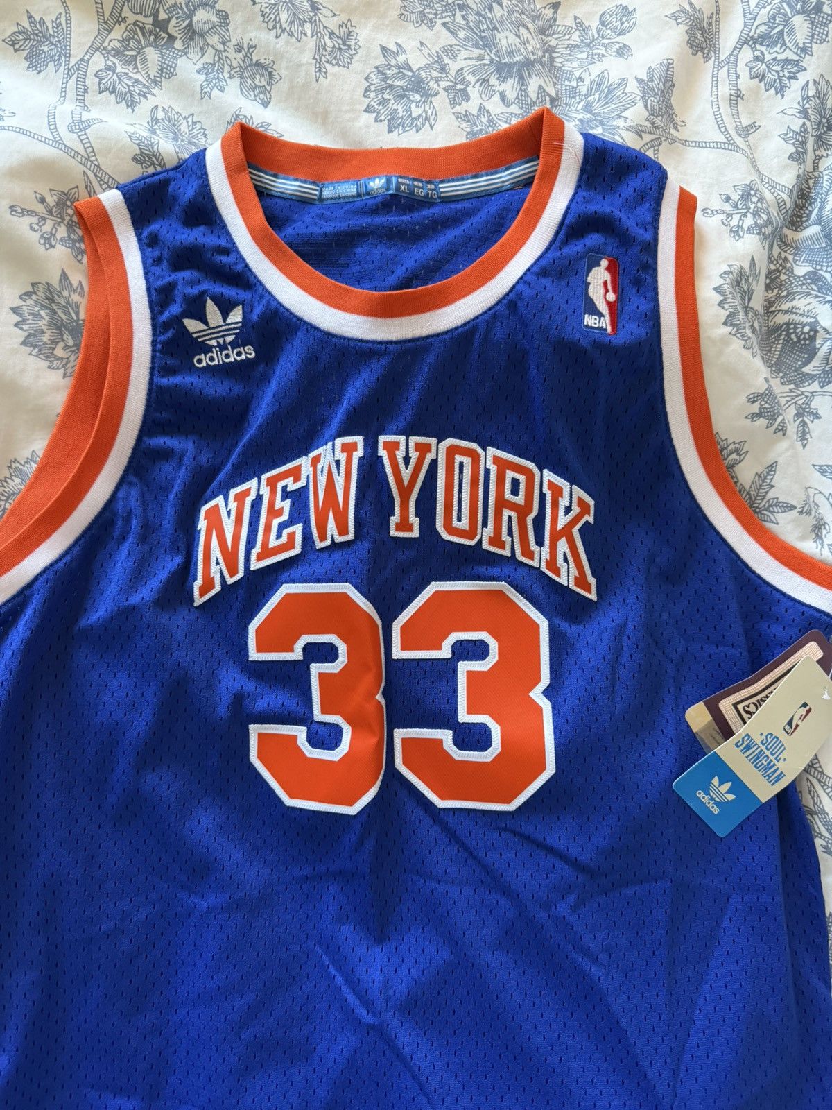 Adidas Patrick Ewing Knicks Youth XL Jersey Size US XL / EU 56 / 4 - 2 Thumbnail