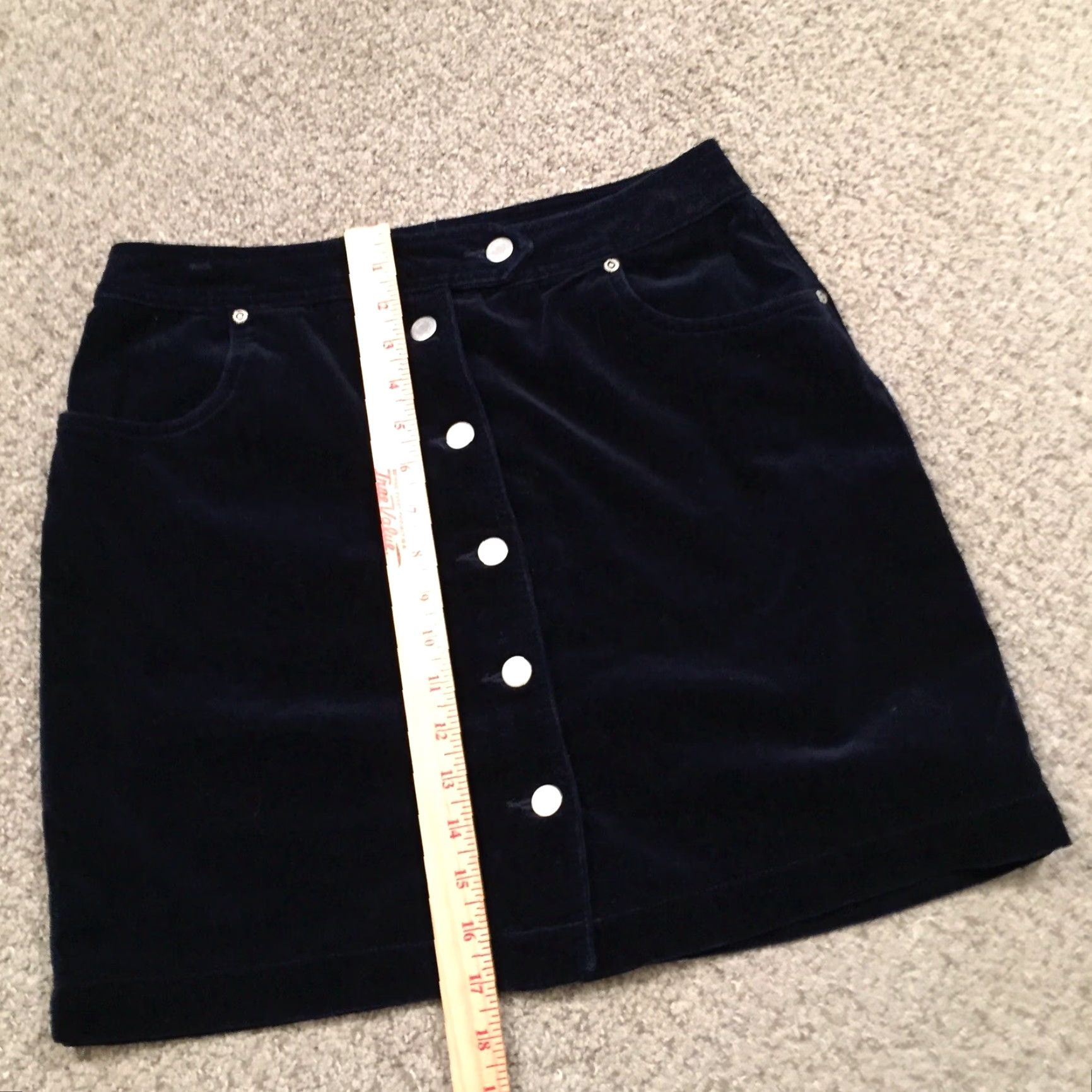 Liz Claiborne Liz Claiborne Skirt Knee Length Women 10 Blue Velour Pockets A-Line Unlined Cotton Velour Casual Navy Blue Size 32" / US 10 / IT 46 - 4 Thumbnail
