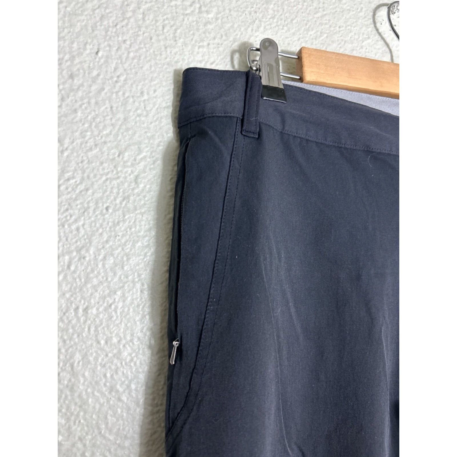 Vintage REI Womens Pants Black Convertible Northway Size 8 Drawstring Windbreaker Regular 34x34 Authentics? Size 30" / US 8 / IT 44 - 5 Thumbnail