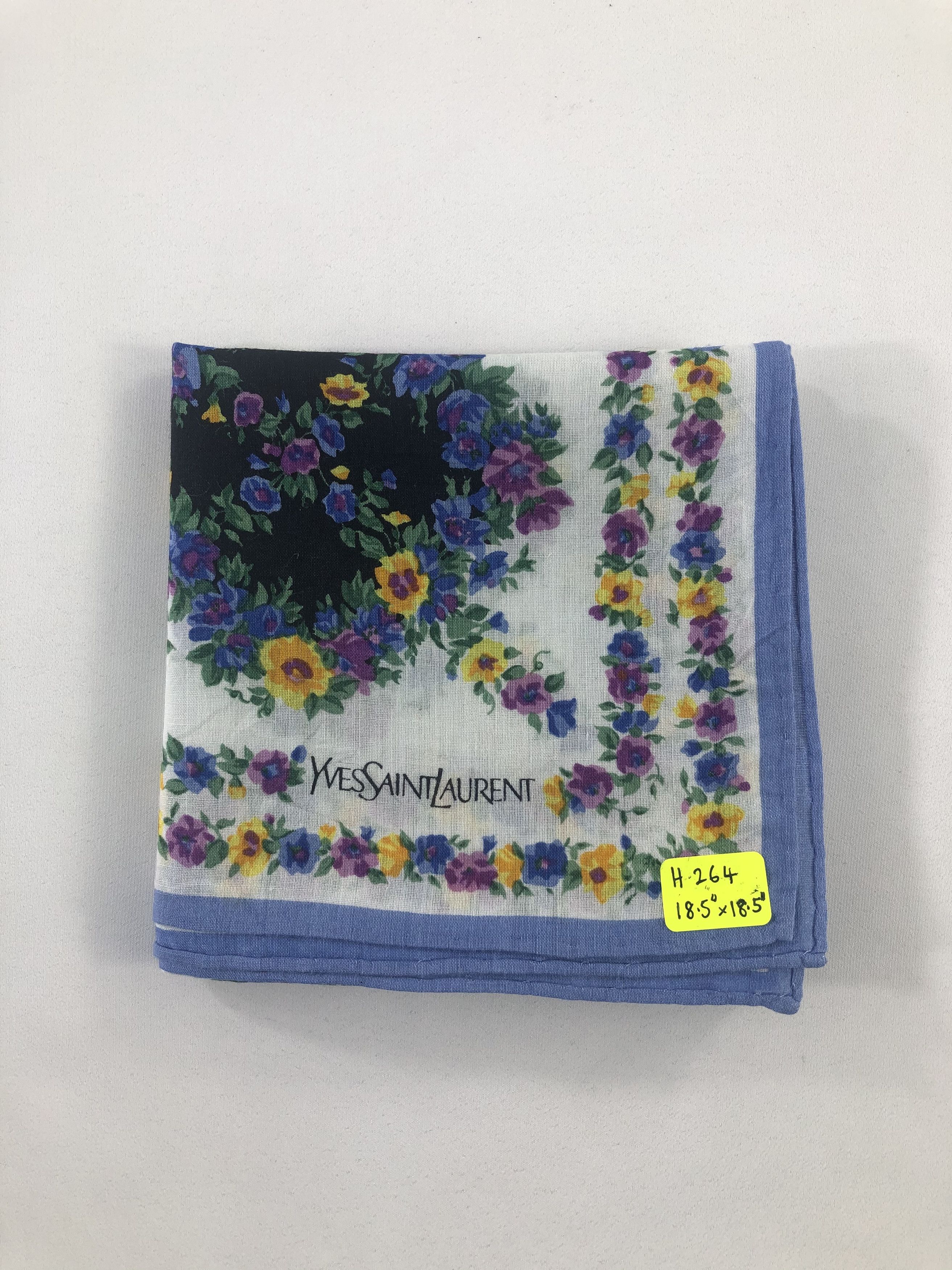 Yves Saint Laurent Yves Saint Laurent Handkerchief / Bandana / Neckerchief Size ONE SIZE - 4 Thumbnail