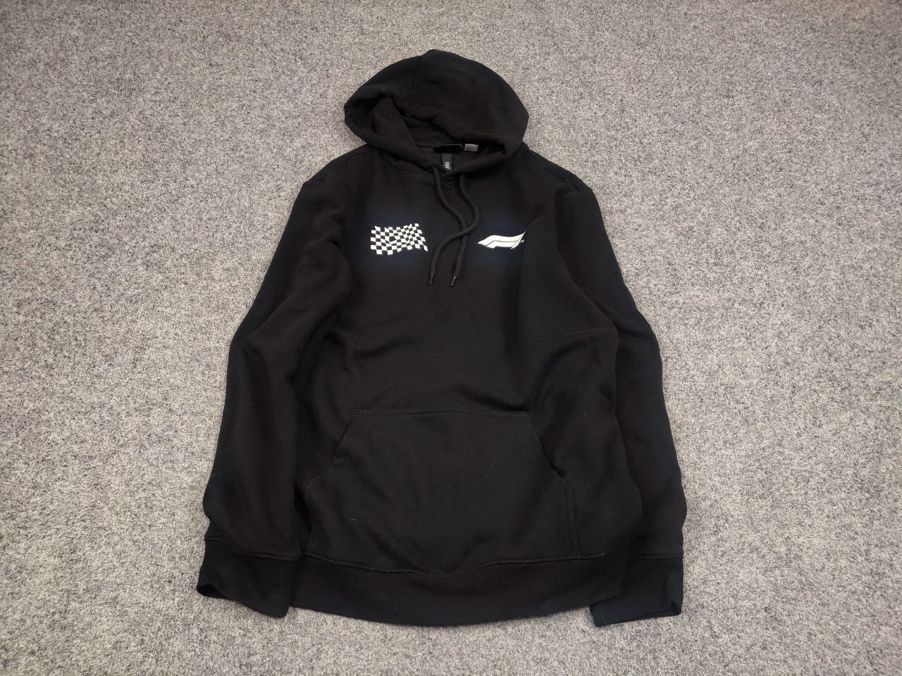 Formula 1 Formula 1 Classic Racing H&M logo Black Hoodie Size US S / EU 44-46 / 1 - 3 Thumbnail