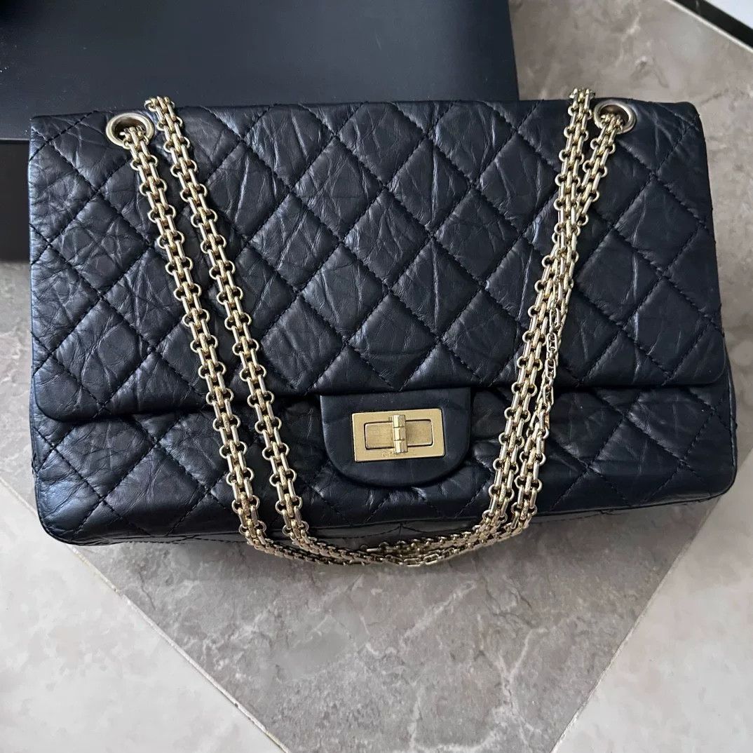 Chanel Pre-loved Bag Very good condition Size ONE SIZE - 1 Thumbnail