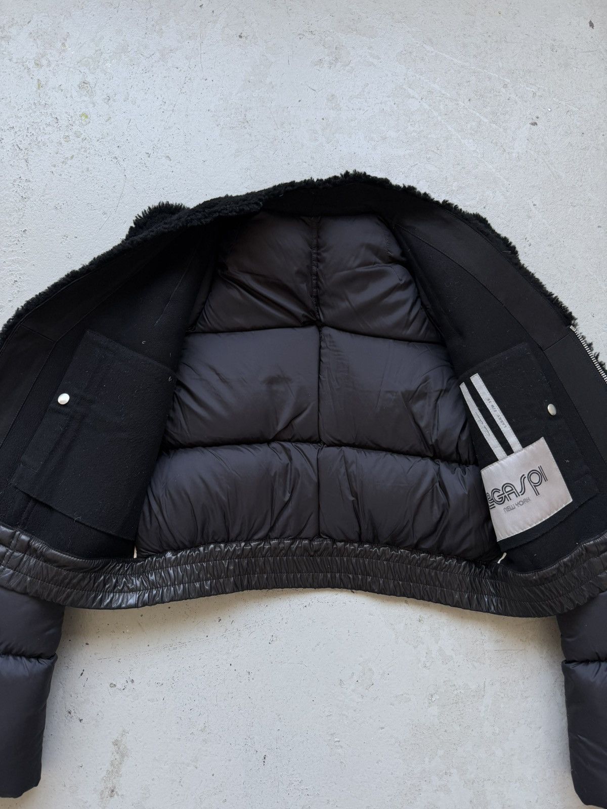 Rick Owens Rick Owens FW19 LARRY Runway Cropped Zionic down coat Size US S / EU 44-46 / 1 - 4 Thumbnail