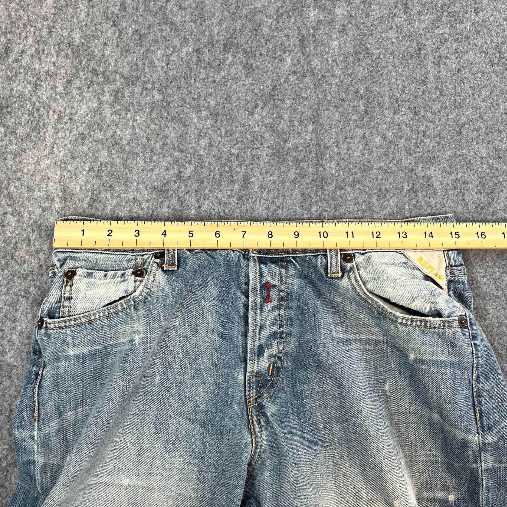 Replay Replay Mens Jeans Relaxed Straight 30 32 Light Blue Fades Denim Cotton 5-Pocket Brand Replay Mens Jeans Relaxed Straight 30 32 Light Wash Blue Fades Size US 30 / EU 46 - 6 Thumbnail