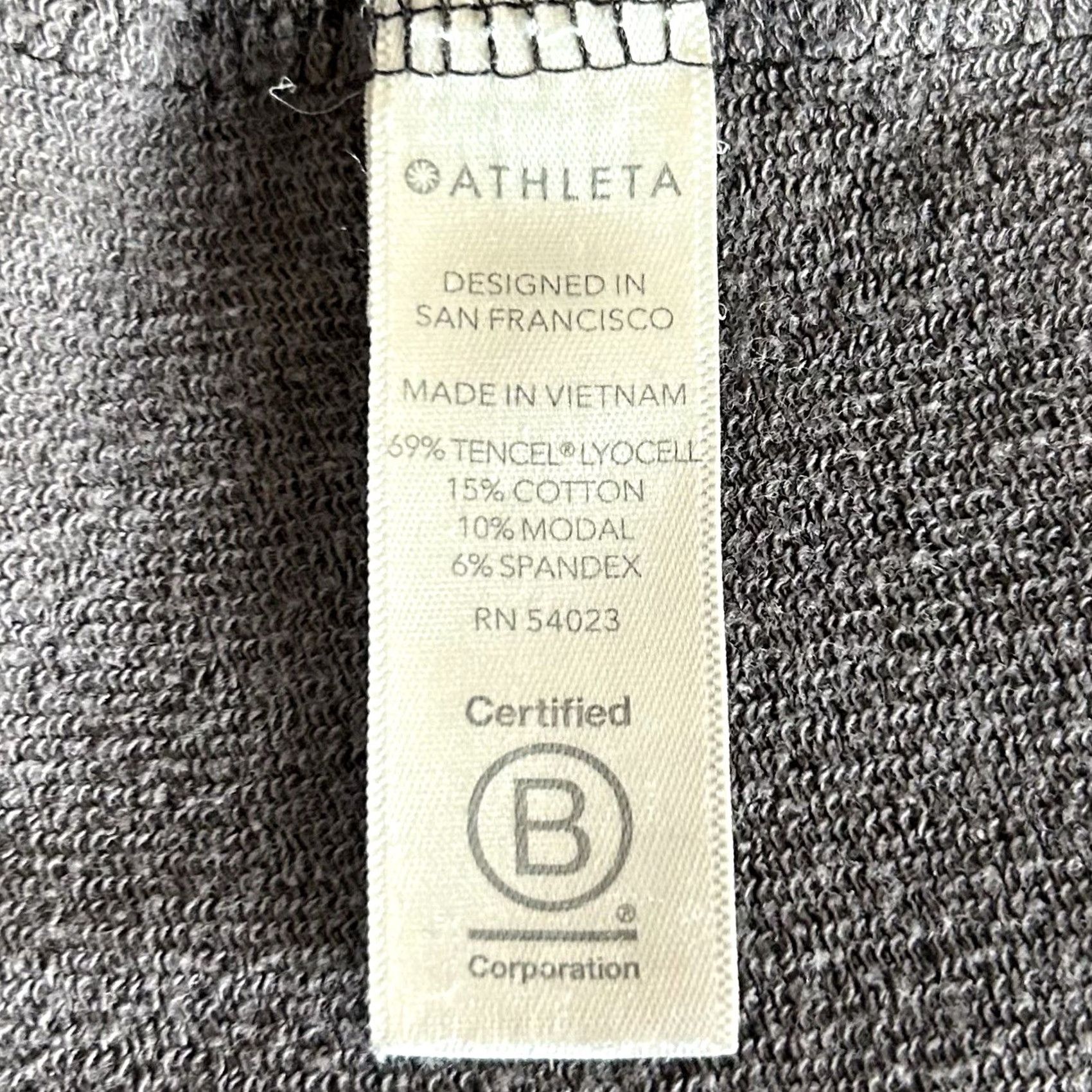Athleta Athleta Sweatshirt Gray Camouflage Womens M Pullover Crew Neck Casual Activewear Yoga Gym Run Day to Day Size M / US 6-8 / IT 42-44 - 5 Thumbnail
