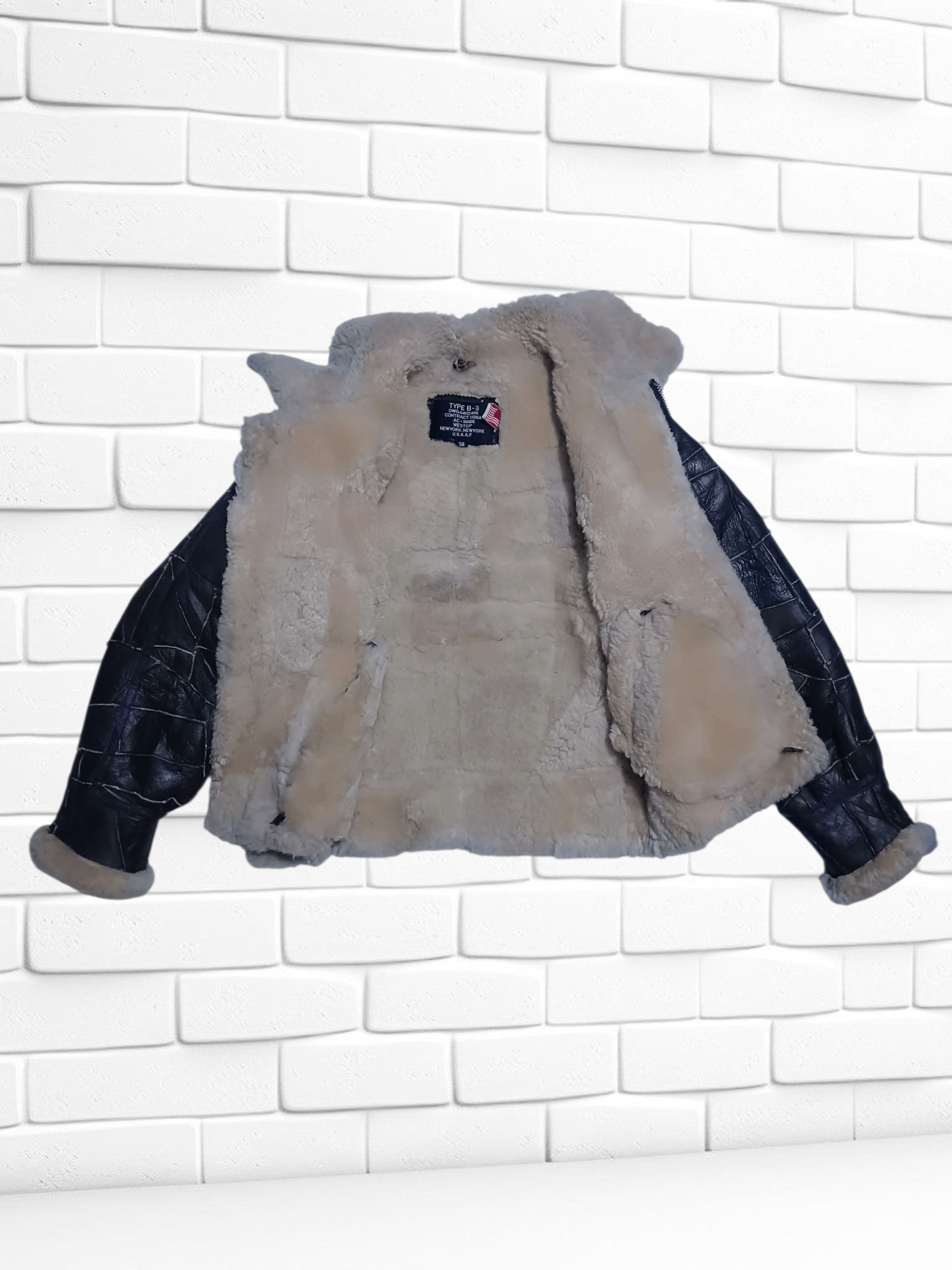 Vintage Vintage Rare Crust B-3 B3 Leather Flight Jacket Military Size US M / EU 48-50 / 2 - 5 Thumbnail