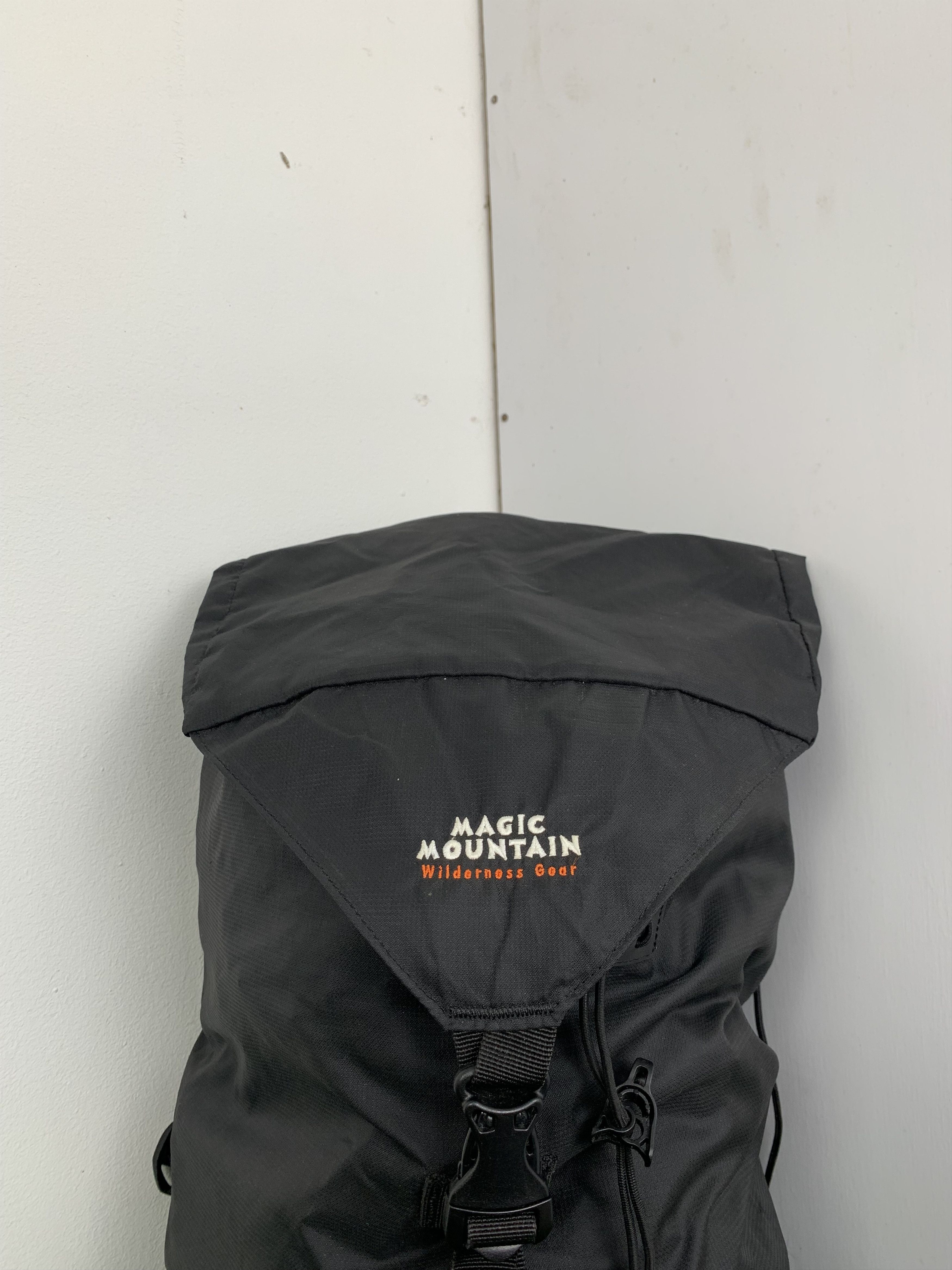Vintage Vintage Magic Mountain Travel Backpack Waterproof BG0082 Size ONE SIZE - 4 Thumbnail