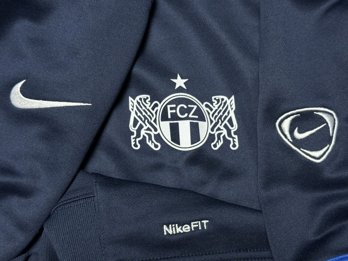 Nike Vintage Nike FCZ Zurich Football Sweatshirt Soccer Crewneck Size US XXL / EU 58 / 5 - 4 Thumbnail