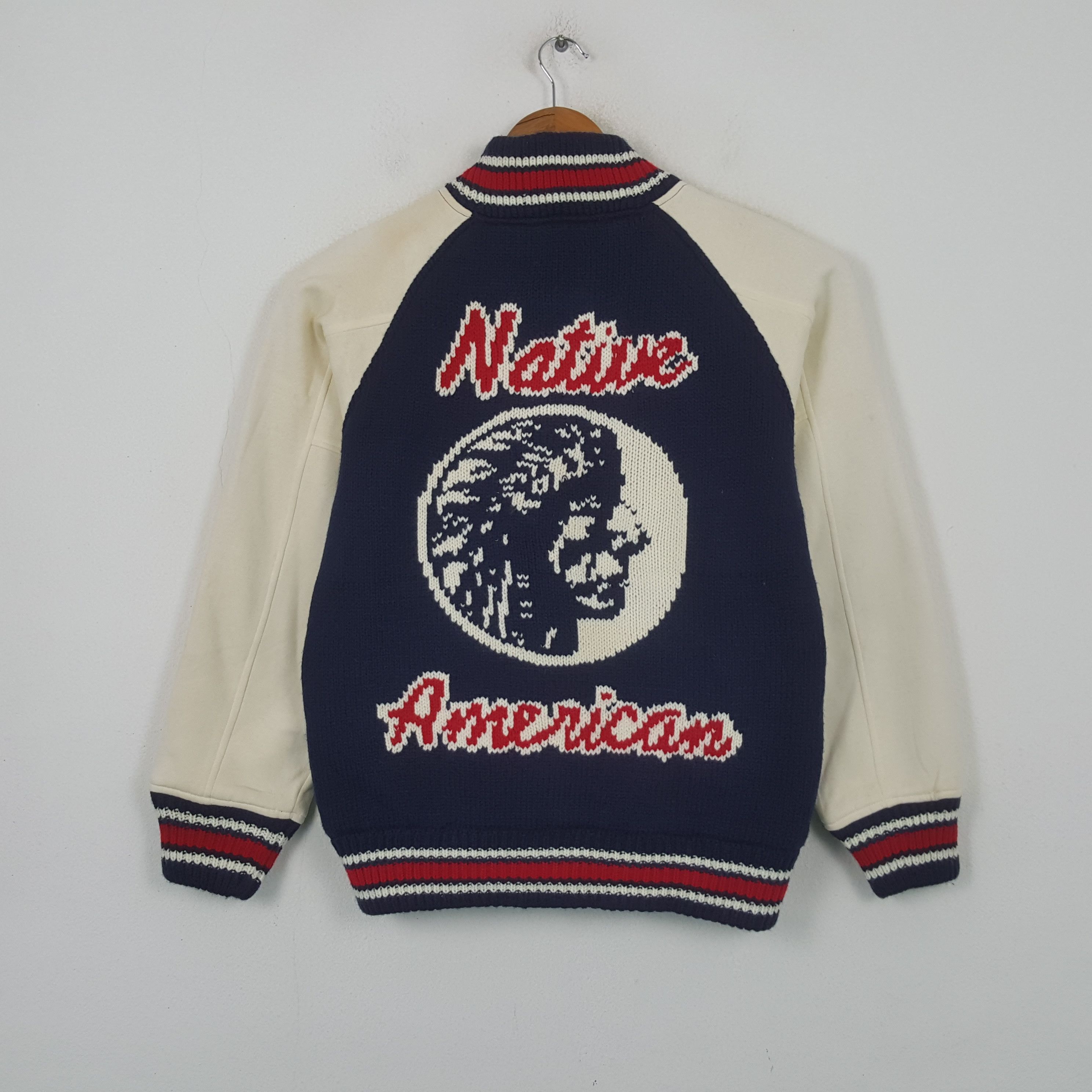 Vintage Vintage Native American Streetwear Style Varsity Jacket RR23 Size US M / EU 48-50 / 2 - 1 Thumbnail
