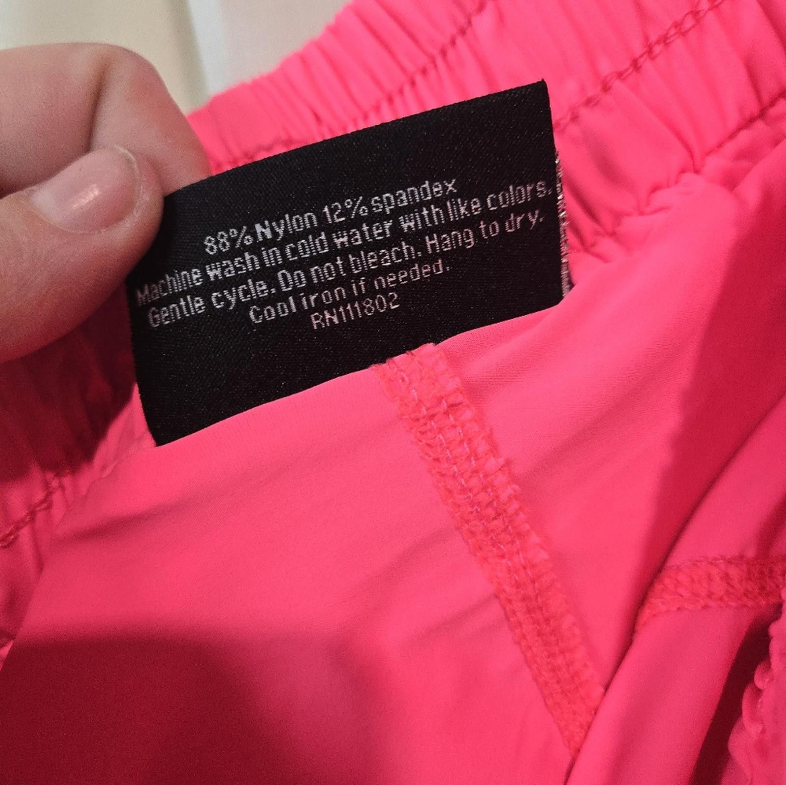 Designer Neon Swing Shorts Size 26" / US 2 / IT 38 - 3 Thumbnail