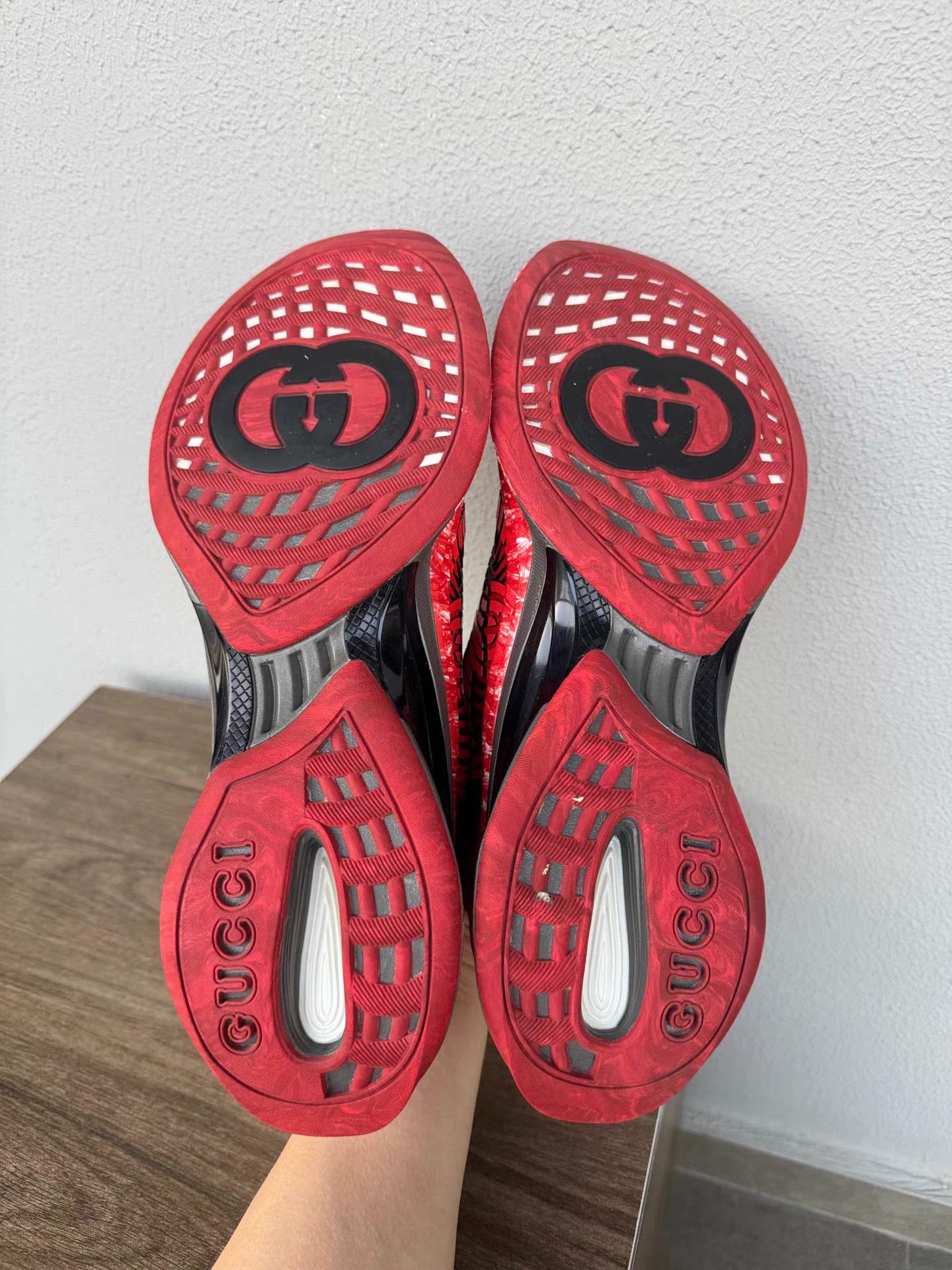 Gucci Gucci Runner Sneakers K6 Size US 10 / EU 43 - 6 Thumbnail