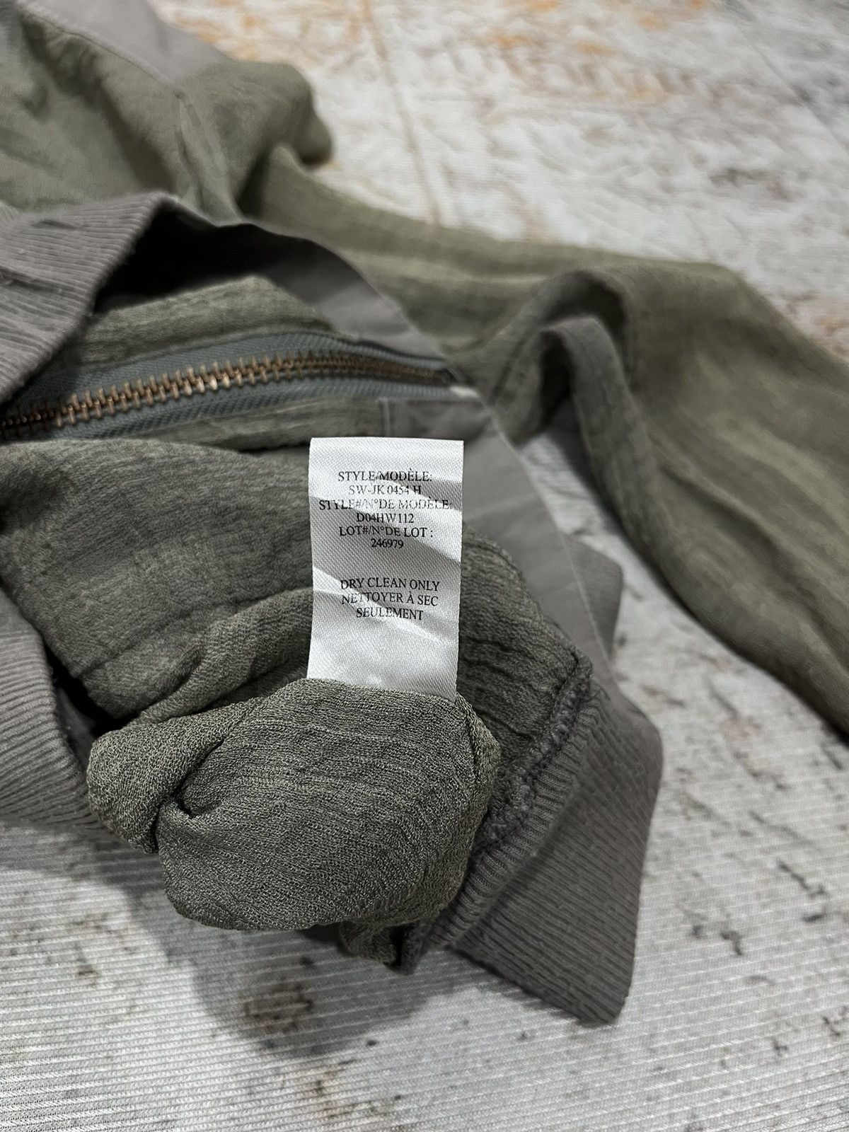 Helmut Lang 🛎️Need gone🛎️ Helmut Lang Concrete Raw Grey Bomber Jacket Size US S / EU 44-46 / 1 - 9 Thumbnail