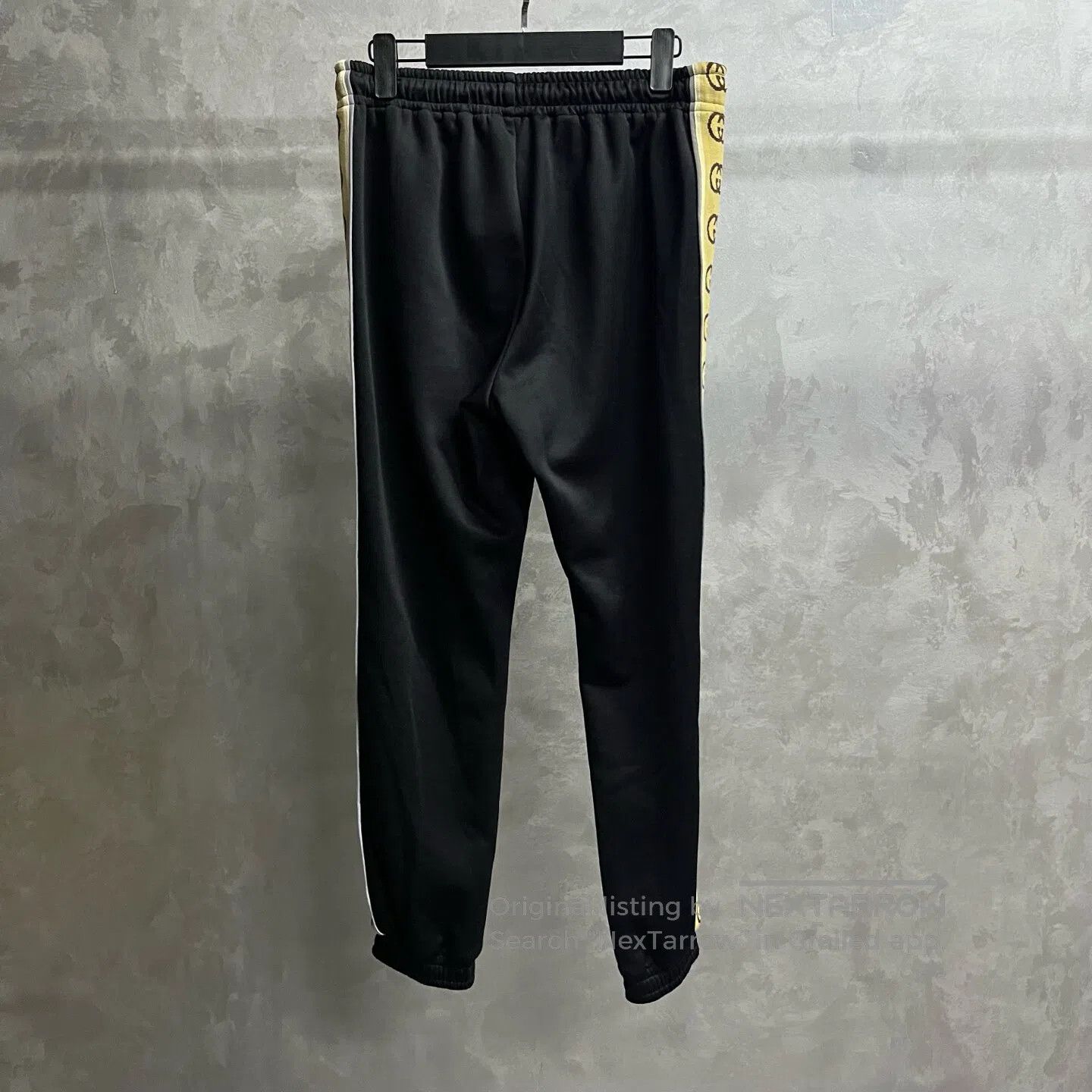 Gucci Guicci SIZE XS Logo-printed solid-color knitted sport pant Size US 26 / EU 42 - 2 Thumbnail