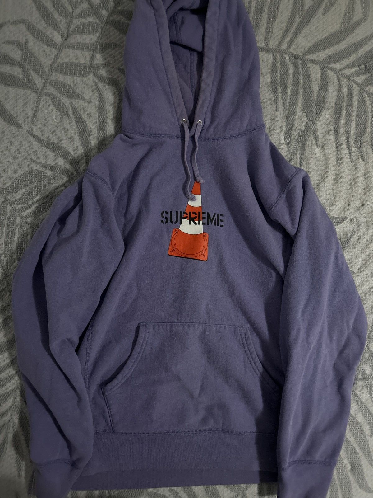 Supreme FW19 Light Violet Cone Hooded Sweatshirt Size US M / EU 48-50 / 2 - 1 Thumbnail