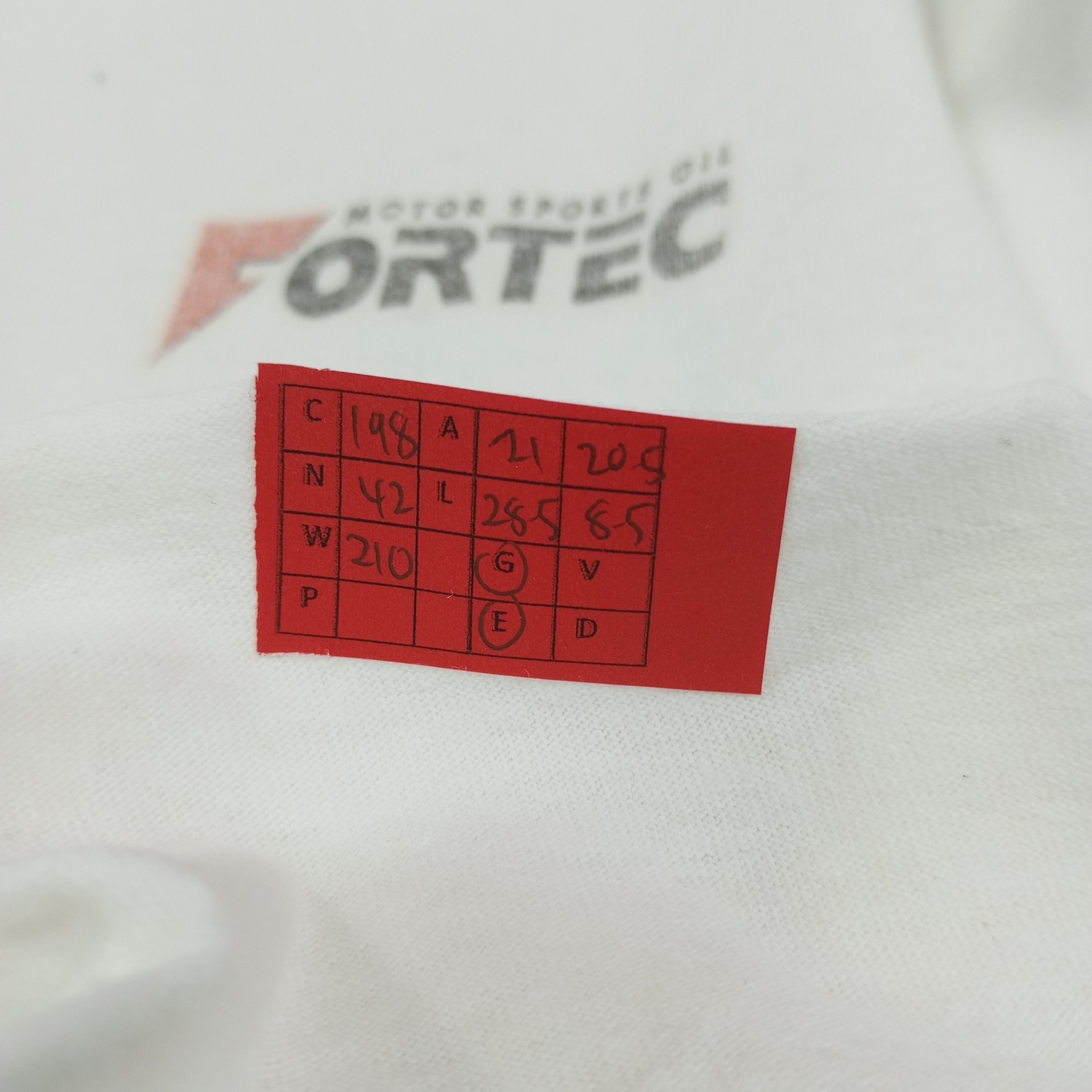 Vintage Fortec Motor Sports Oil Tshirt Size US L / EU 52-54 / 3 - 13 Thumbnail