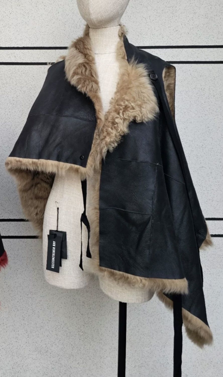 Ann Demeulemeester Ann demeulemeester fur leather vest Size S / US 4 / IT 40 - 2 Thumbnail