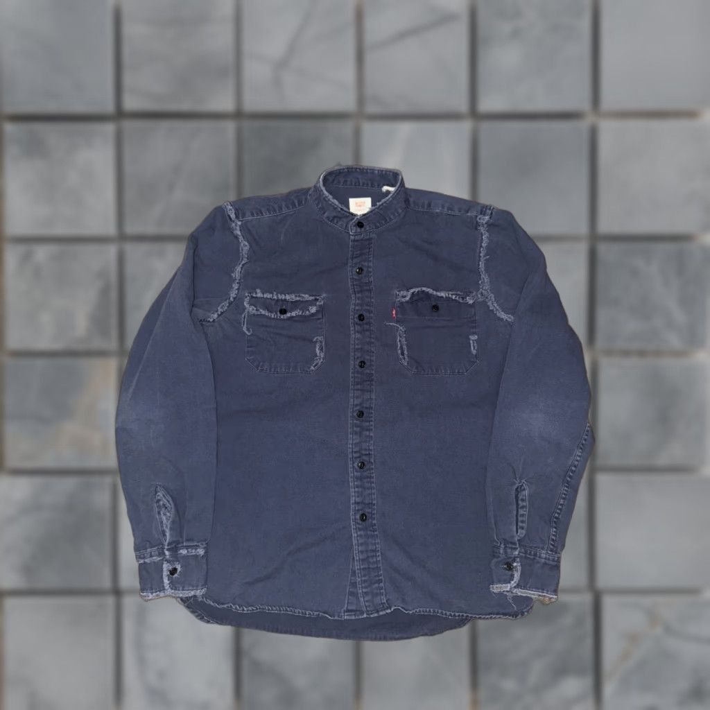 Levi's VINTAGE Levi's Distressed Collarless Workwear Shirt Blue M Men Long Sleeve Button-Up 21x25 Size US M / EU 48-50 / 2 - 1 Thumbnail