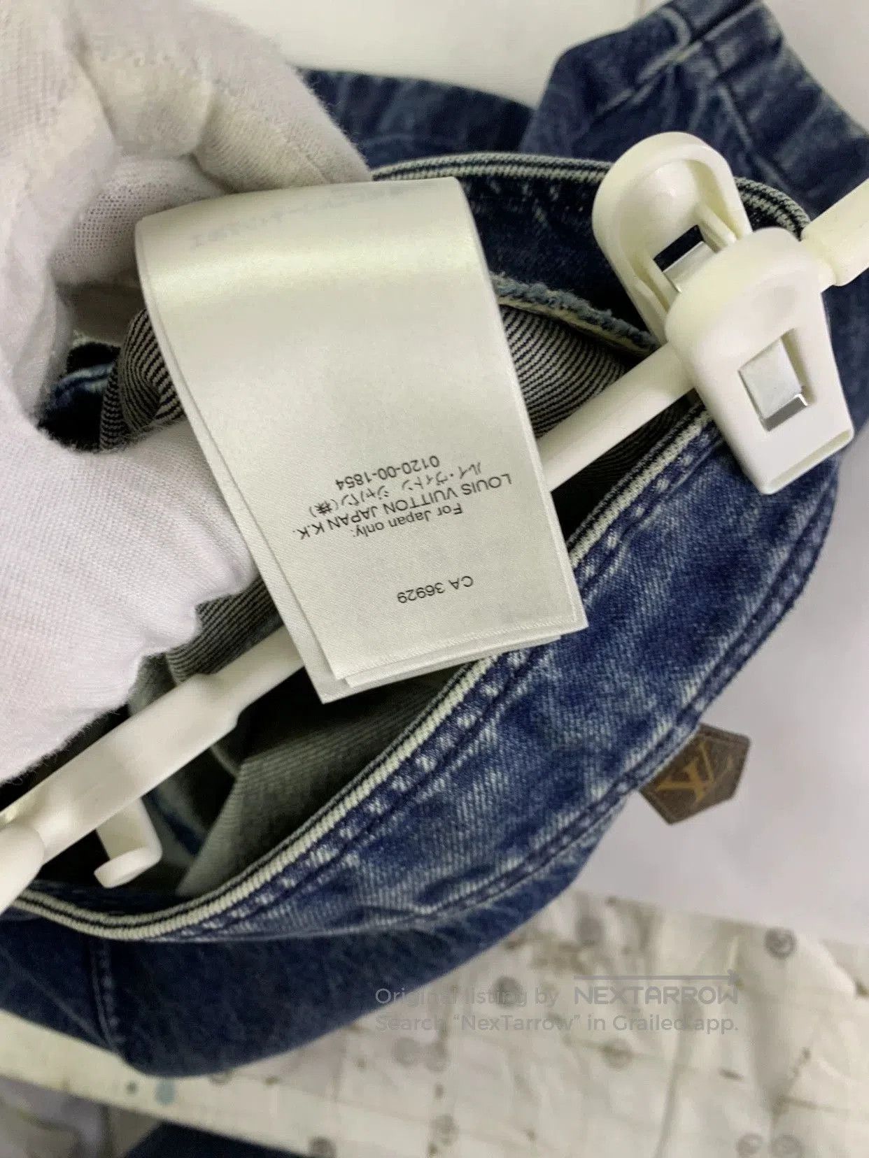Louis Vuitton Louis Vuitton Denim Skirt. Size US 26 / EU 42 - 3 Thumbnail