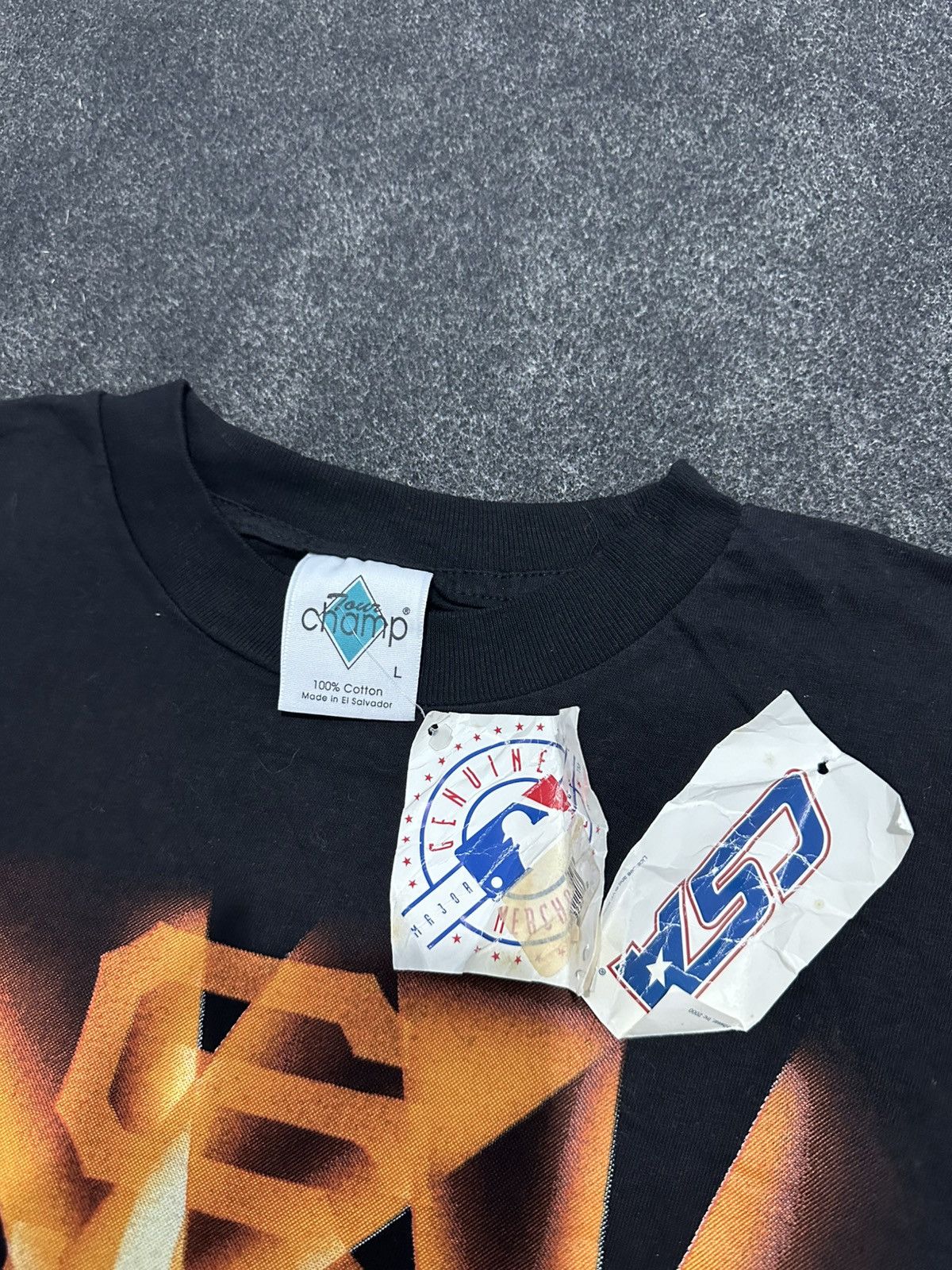 Vintage VINTAGE Deadstock 2000 San Francisco Giants T-Shirt NWT Size US L / EU 52-54 / 3 - 5 Thumbnail