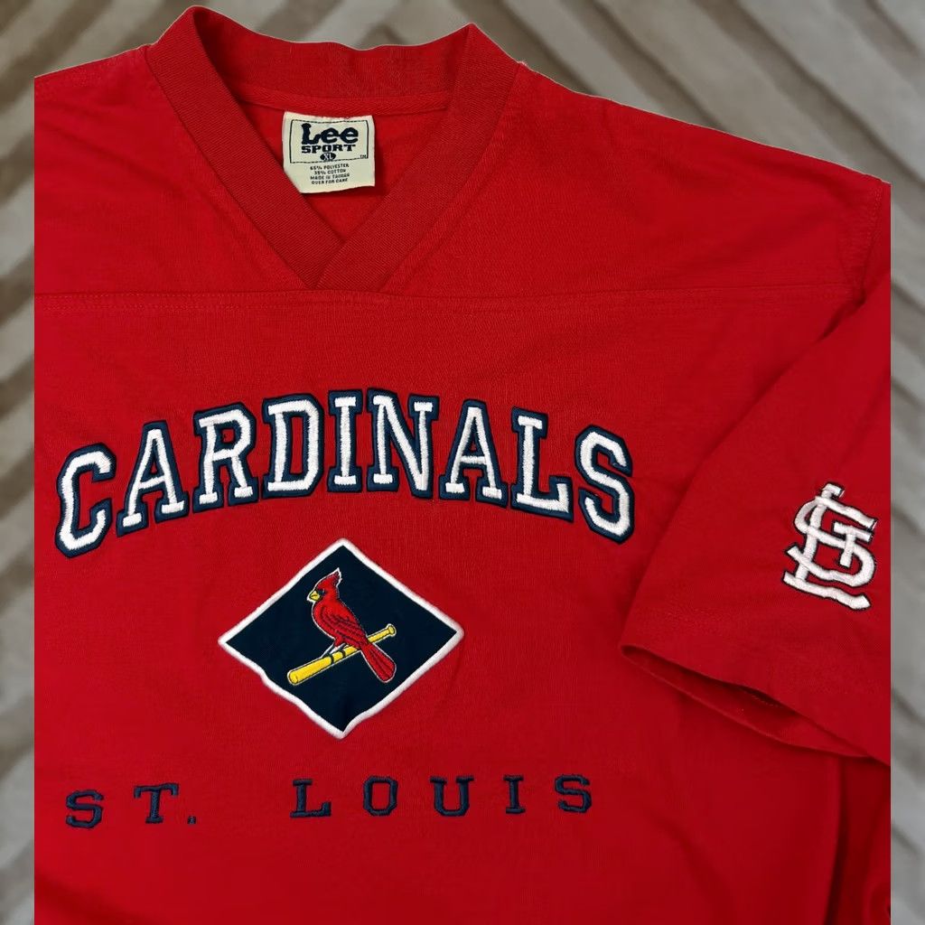 Lee VINTAGE Lee Sport St. Louis Cardinals T-Shirt Men XL Red Embroidered 90s Sports Baseball Size US XL / EU 56 / 4 - 1 Thumbnail