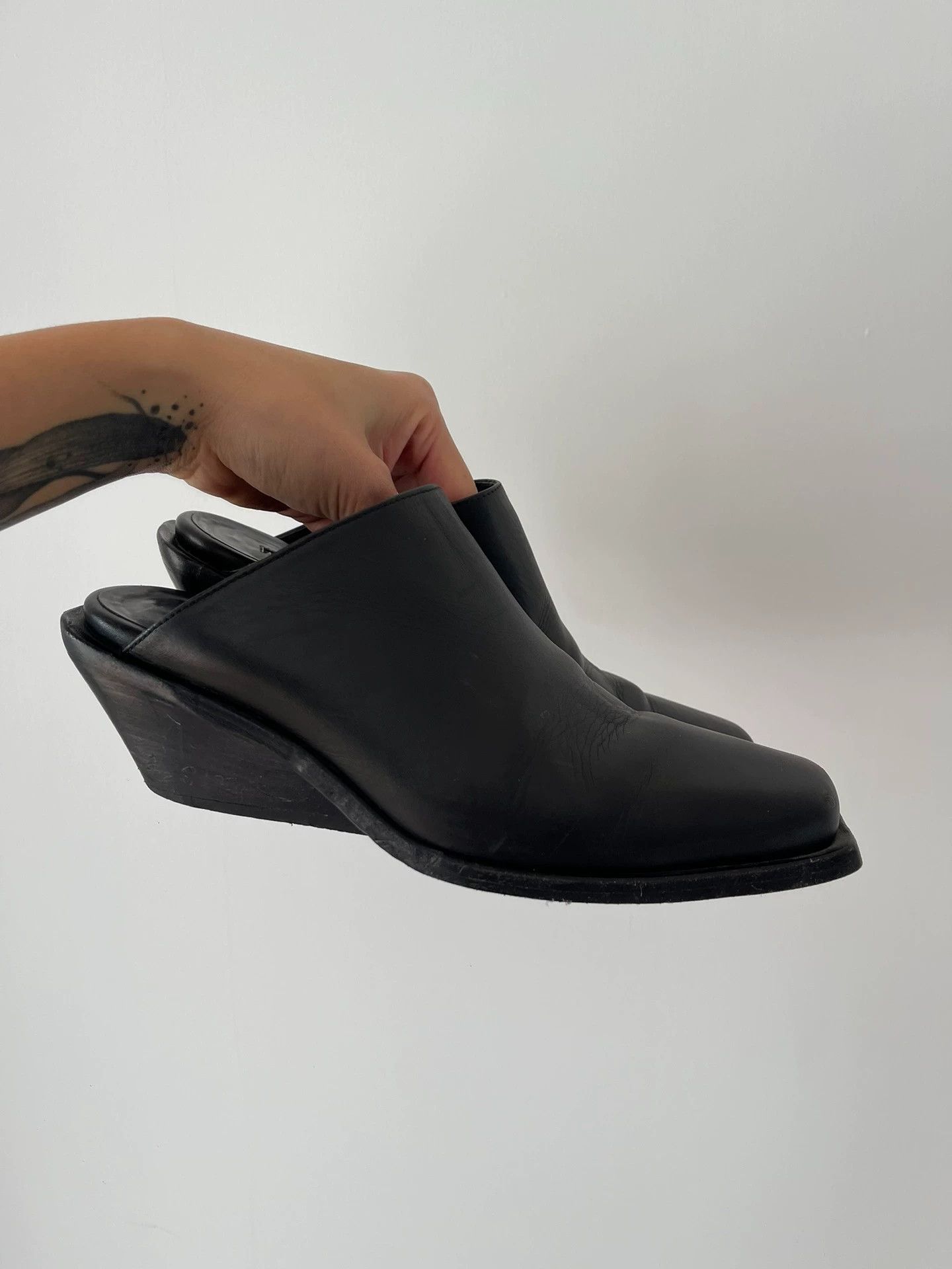 Ann Demeulemeester Ann Demeulemeester Classic Leather Block Heel Mule 37 Size US 6.5 / IT 36.5 - 2 Thumbnail