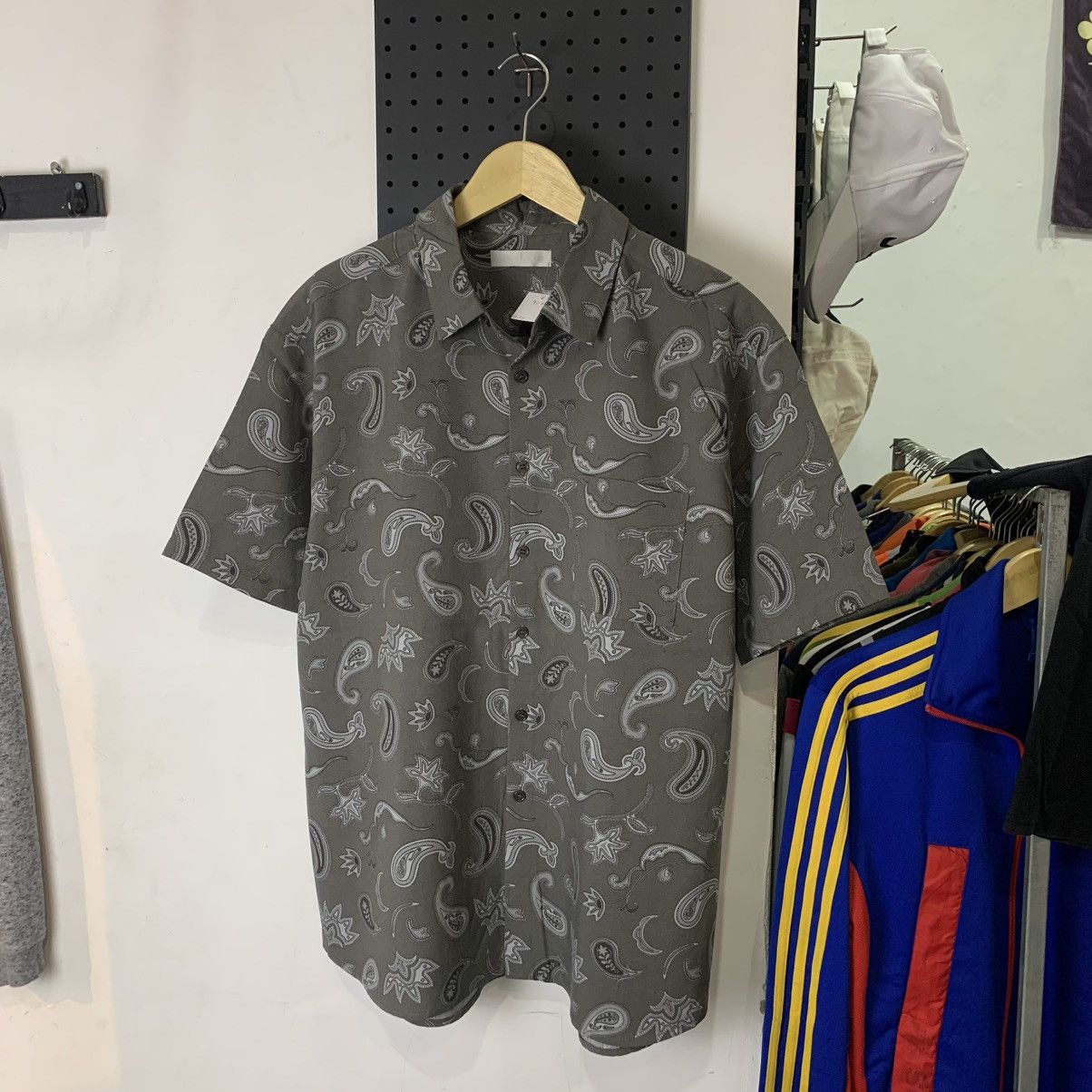 Japanese Brand SenseOfPlace japan paisley short button shirt Size US L / EU 52-54 / 3 - 1 Thumbnail