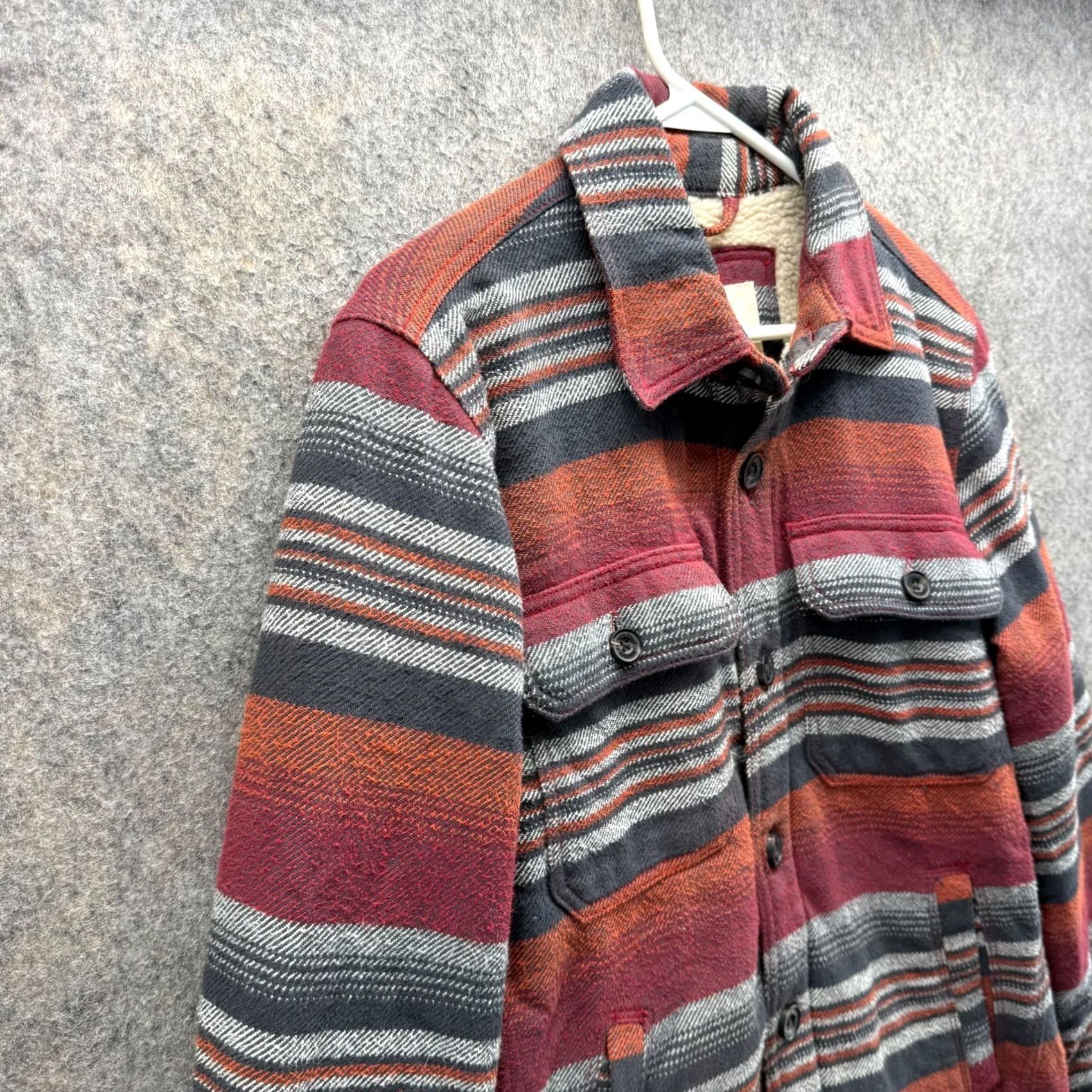 American Eagle Outfitters VINTAGE American Eagle Outfitters Shirt Jacket Men L Red Plaid Flannel Sherpa Lined Warm долг Size US L / EU 52-54 / 3 - 6 Thumbnail