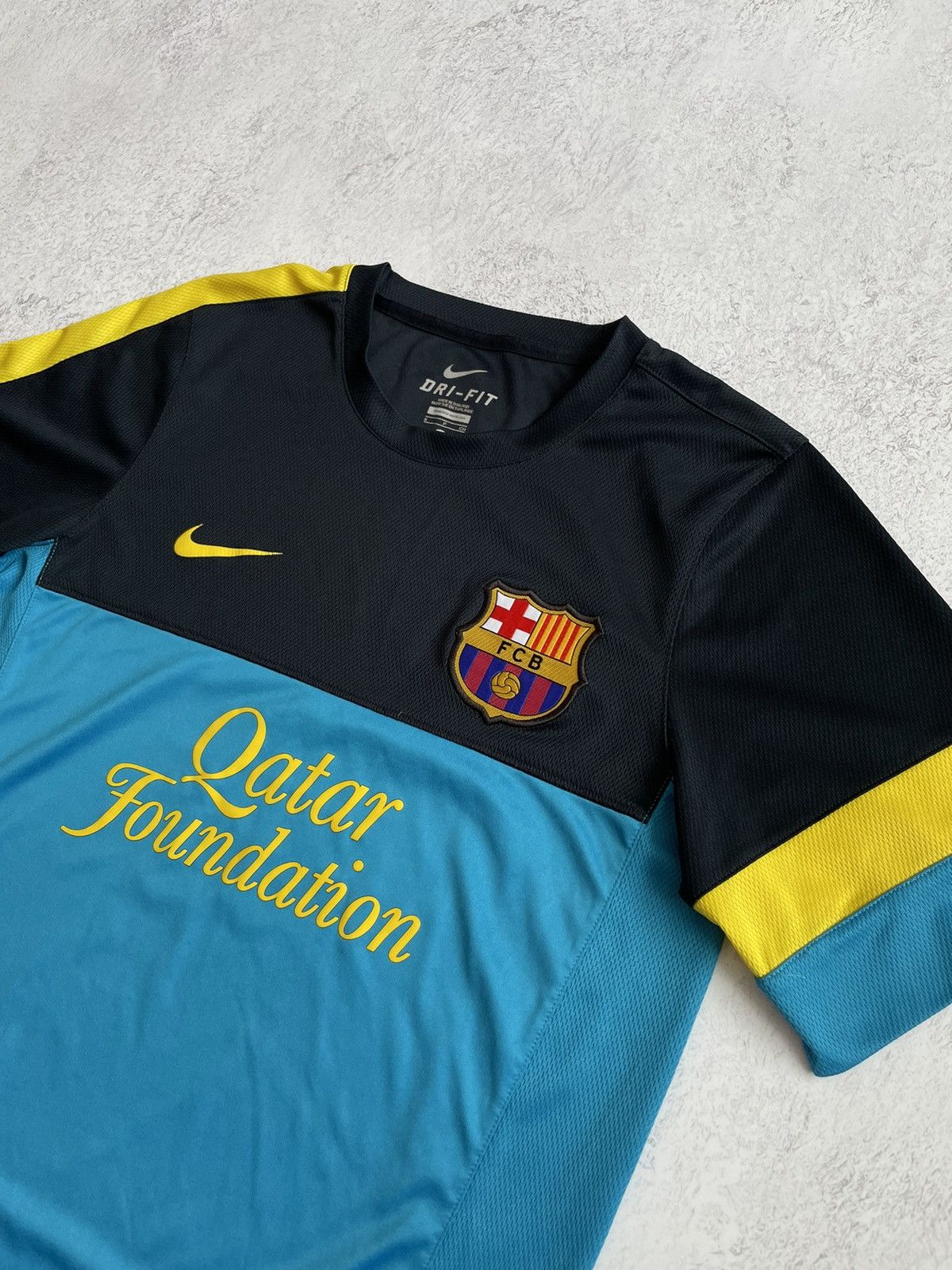 Other Barcelona 2012/2013 Training Shirt Jersey Soccer Kit Tee Size US S / EU 44-46 / 1 - 2 Thumbnail