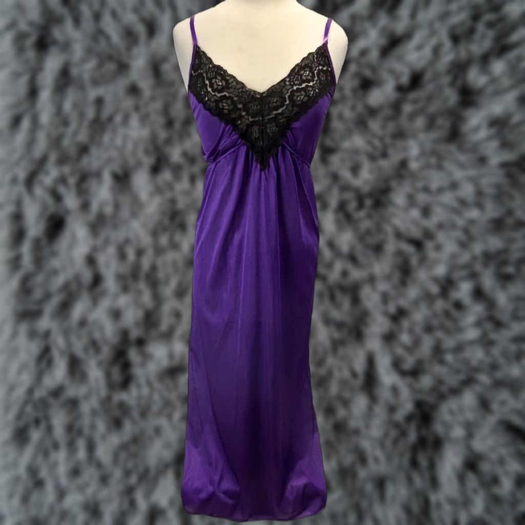 Undercover Vtg Undercover Wear Nylon Nightgown Sz Petite (small) Women’s Purple Made In USA Size ONE SIZE - 1 Thumbnail