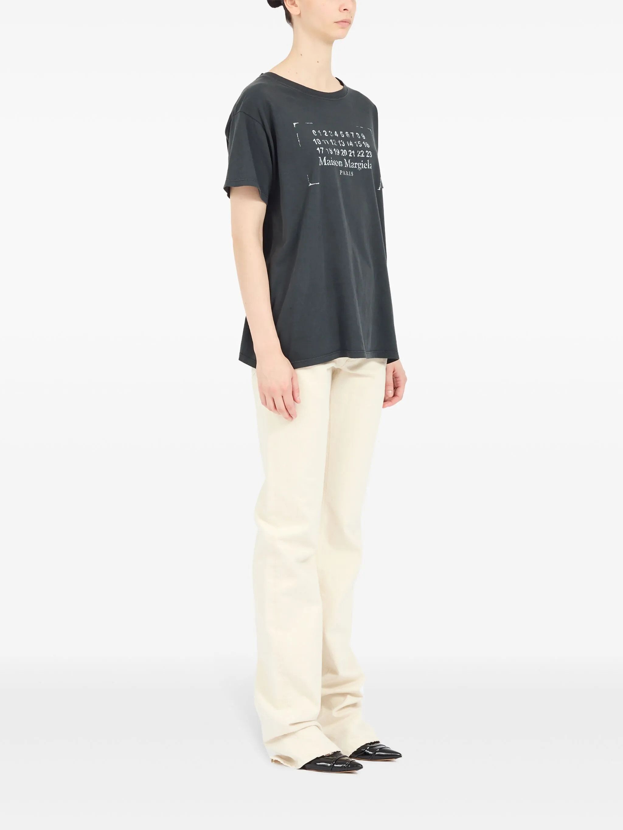 Maison Margiela oc11z0825 Logo-print Cotton T-Shirt in Washed Black Size S / US 4 / IT 40 - 3 Thumbnail
