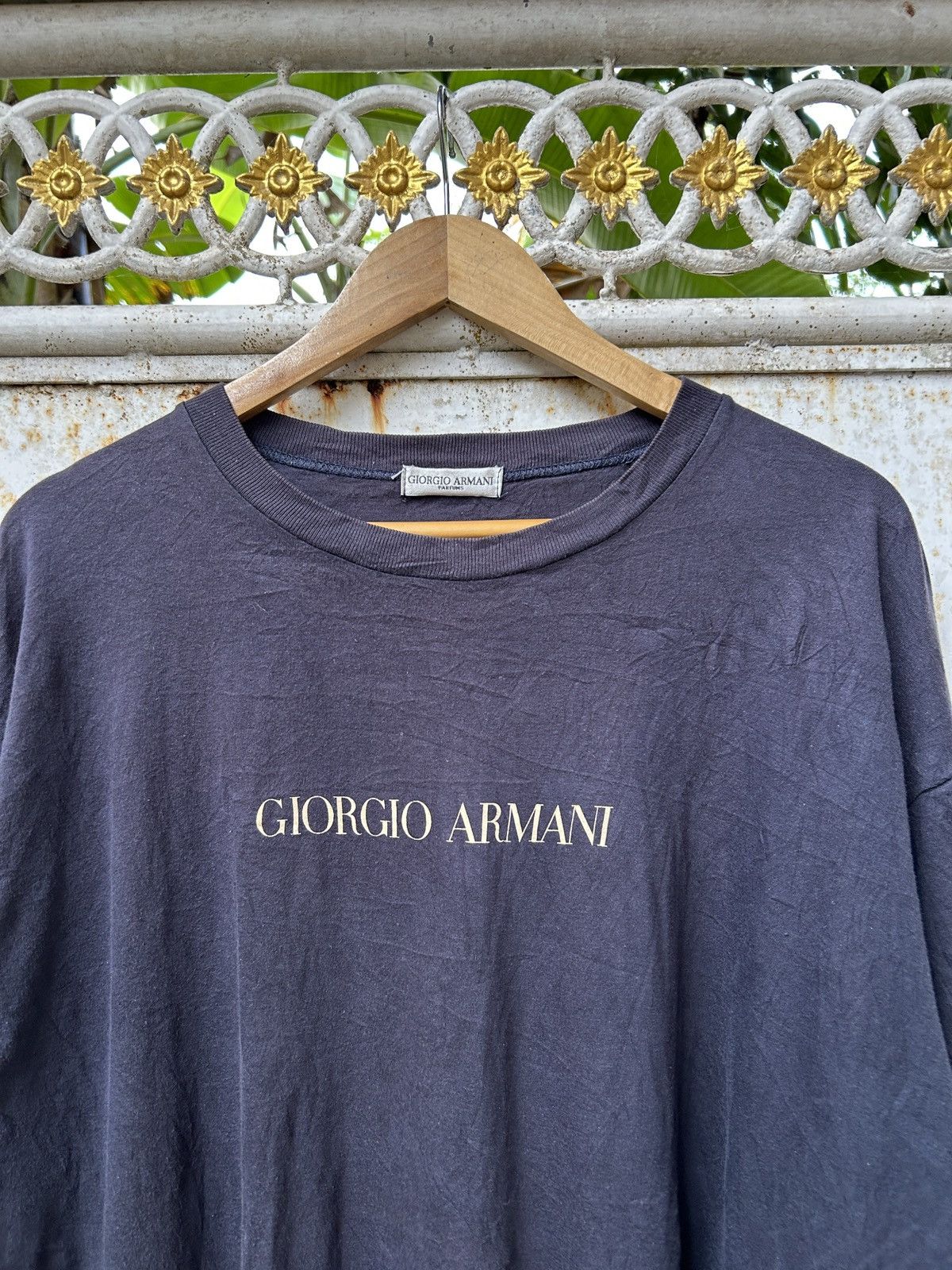 Vintage Vintage 90s Giorgio Armani Shot Sleeve T-shirt Size US L / EU 52-54 / 3 - 4 Thumbnail