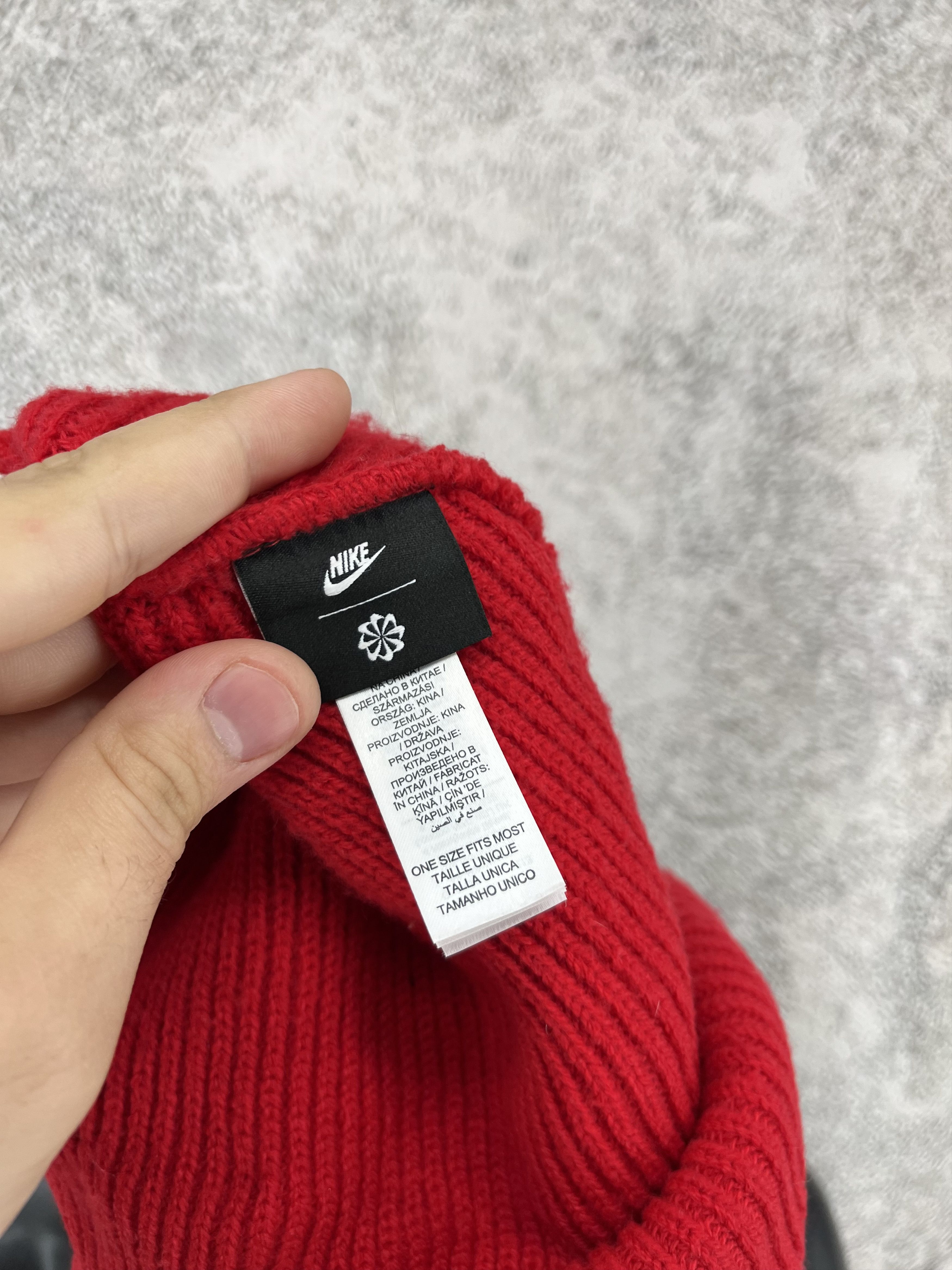 Nike Nike Liverpool Dry Fit Beanie Football Soccer Hat Size ONE SIZE - 3 Thumbnail