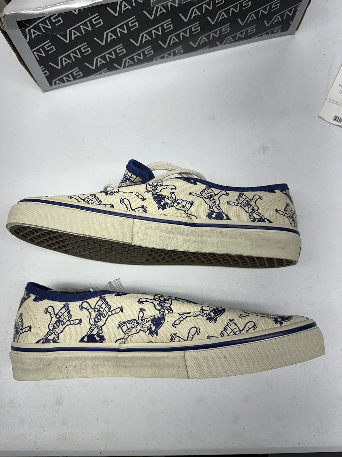 Vans Vans SurfShaka Turtle Blue size 9.5 Size US 9.5 / EU 42-43 - 3 Thumbnail