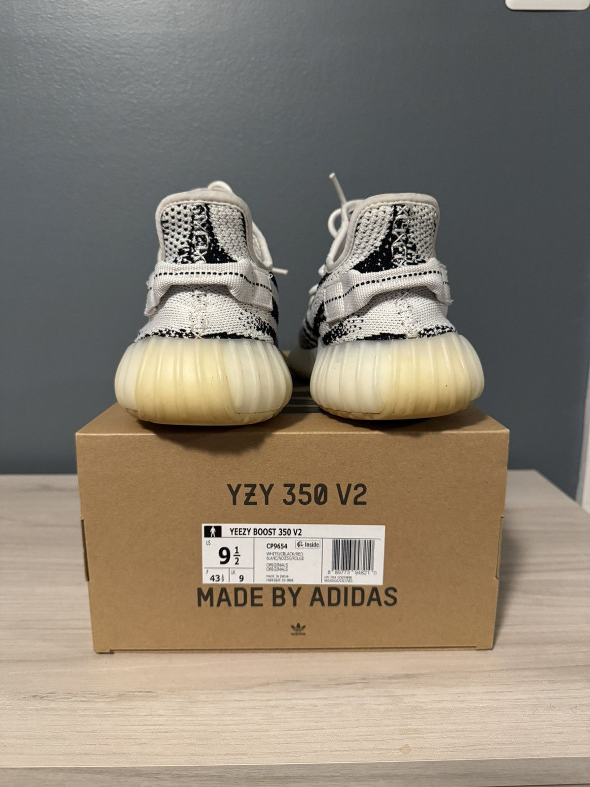 Yeezy Adidas Yeezy Boost 350 V2 Zebra Size US 9.5 / EU 42-43 - 4 Thumbnail