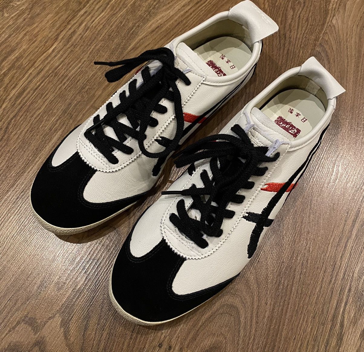 Onitsuka Tiger Onitsuka Tiger Nippon Mexico 66 Leather Made in Japan Size US 9 / EU 42 - 3 Thumbnail