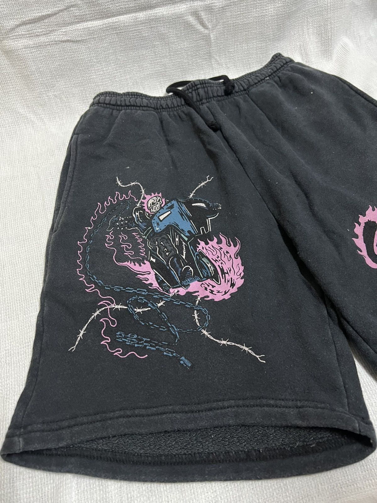 Warren Lotas 🔥HOT DROPS🔥WARREN LOTAS GHOST RIDER SWEAT SHORT Size US 28 / EU 44 - 1 Thumbnail