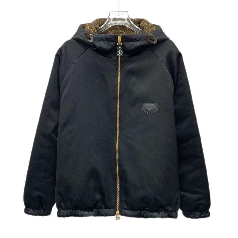 Louis Vuitton Louis Vuitton 23 Long Sleeve Jacket with Black Lining, log Size XS / US 0-2 / IT 36-38 - 1 Thumbnail