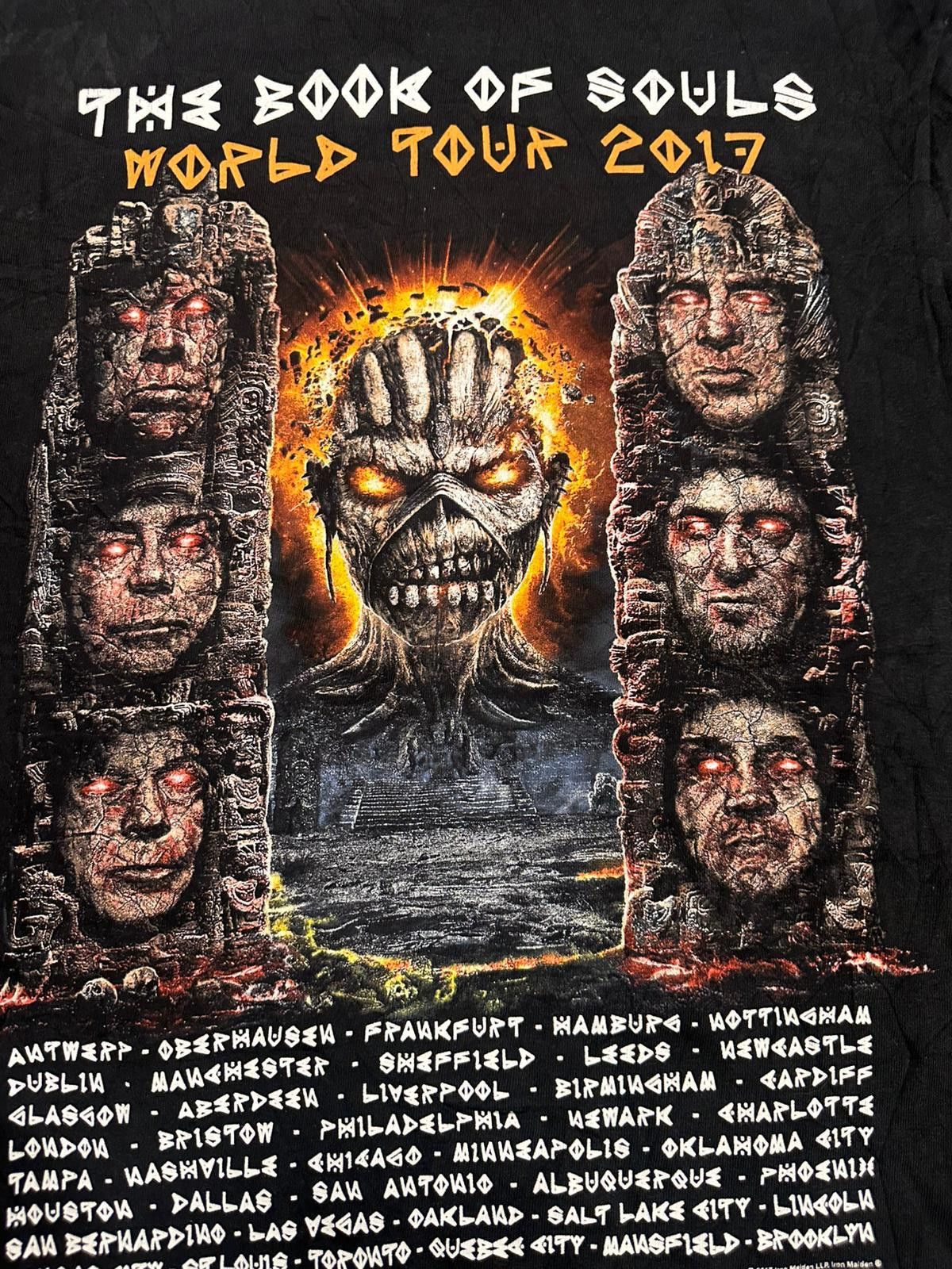 Iron Maiden Iron Maiden The Book of Souls World Tour 2017 T-Shirt Size US M / EU 48-50 / 2 - 4 Thumbnail
