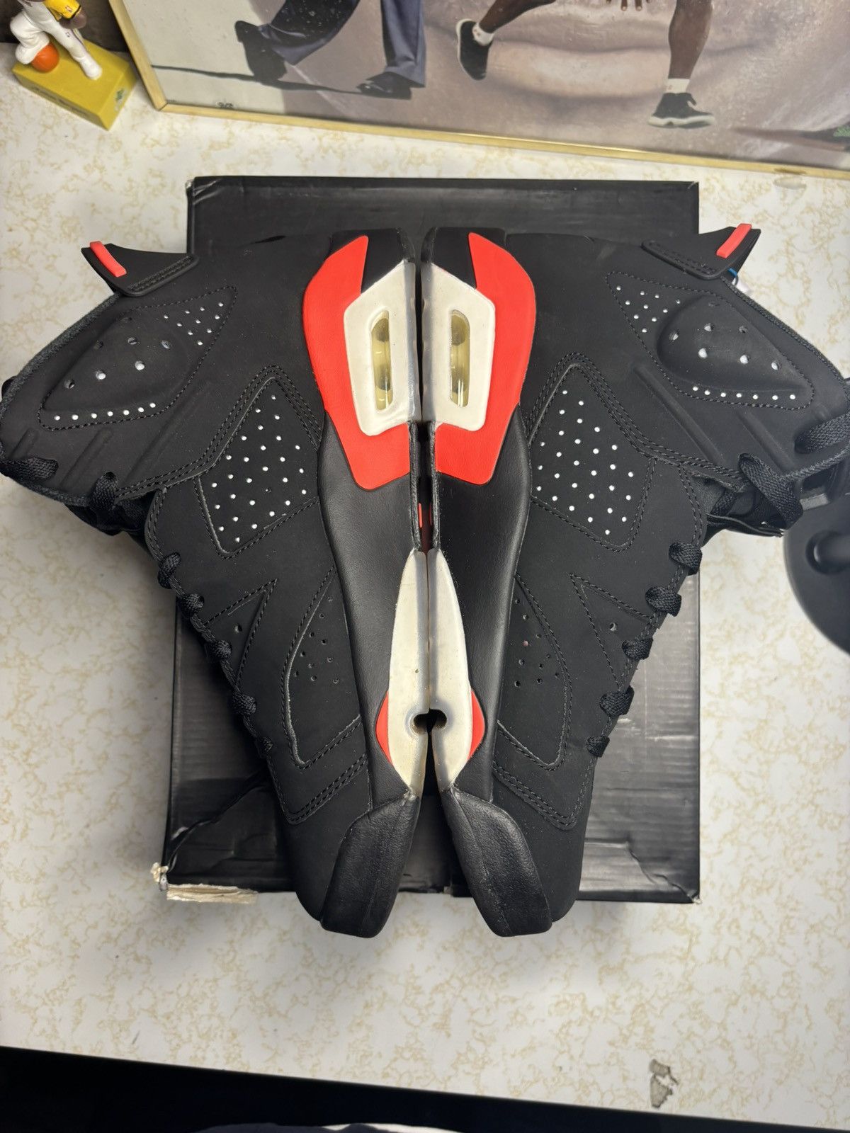 Jordan Brand Air Jordan 6 Retro 2019 Infrared 2019 Size US 10 / EU 43 - 3 Thumbnail
