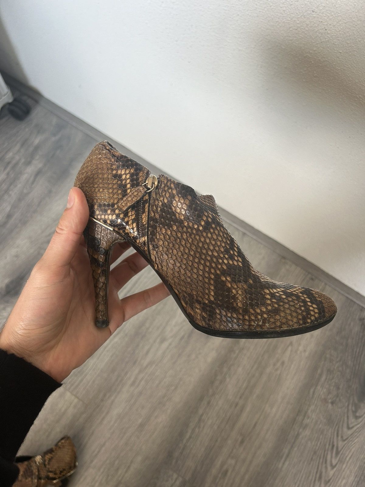 Gucci Gucci Tom Ford Era Python Leather Ankle Boots - Size 37 Size US 7 / IT 37 - 9 Thumbnail