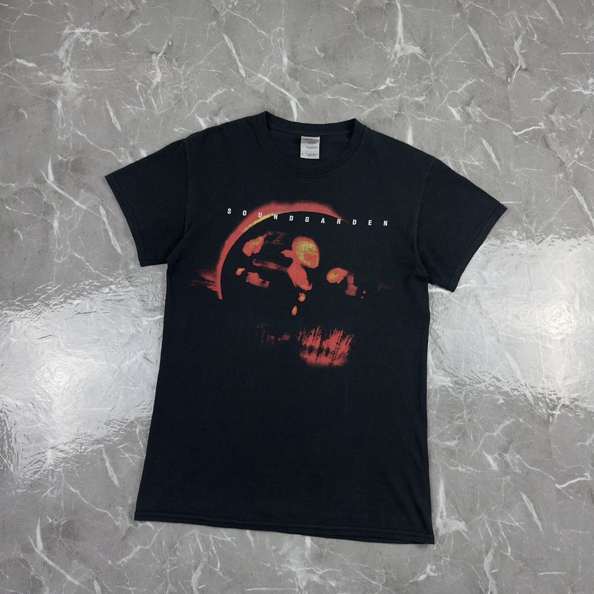 Gildan Vintage Soundgarden Superunknoun Europe Tour 2014 T-Shirt Size US S / EU 44-46 / 1 - 1 Thumbnail