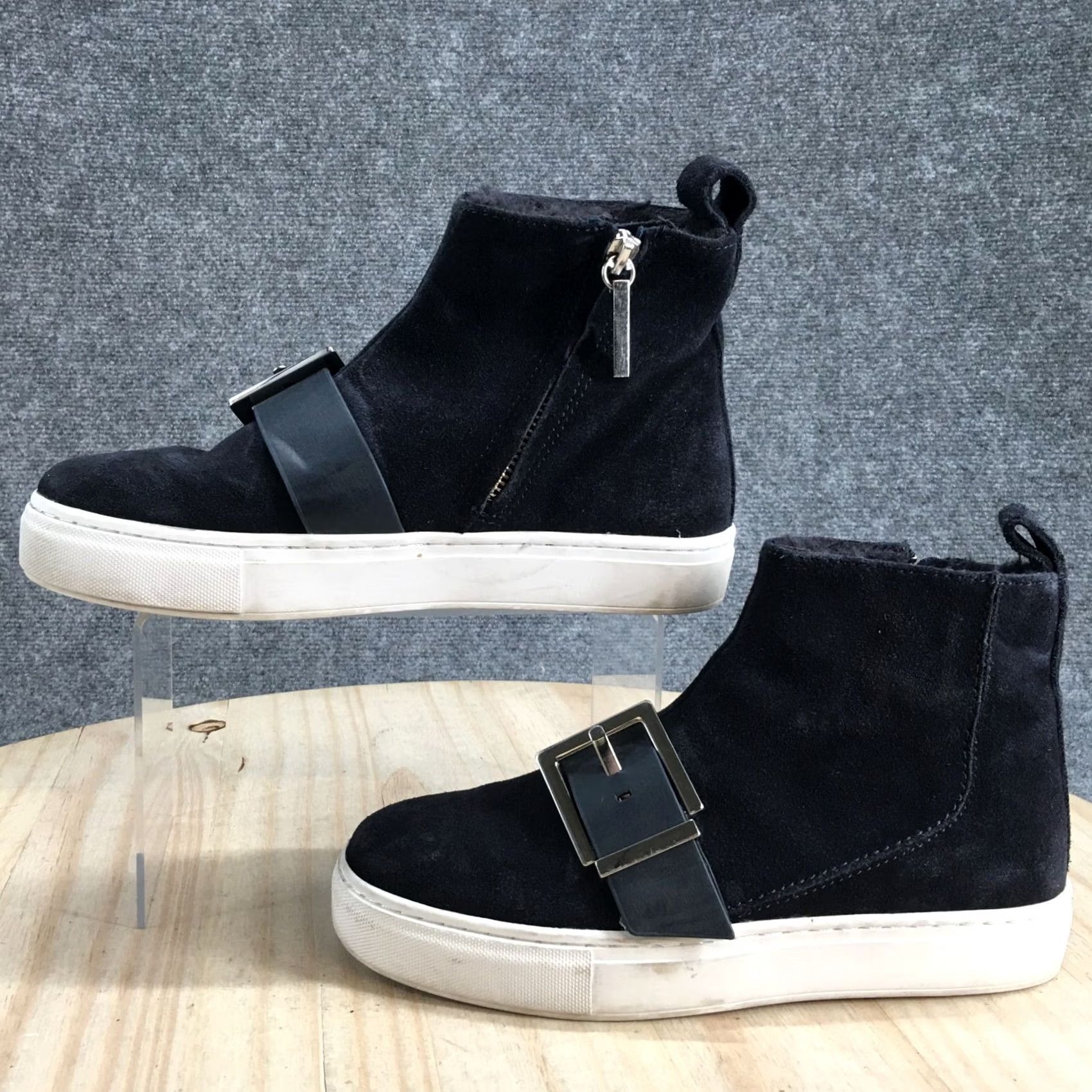Zara Zara Woman Boots Womens 36 Buckle Accent Casual Side Zip Ankle Bootie Blue Suede Boots Size US 6 / IT 36 - 2 Thumbnail
